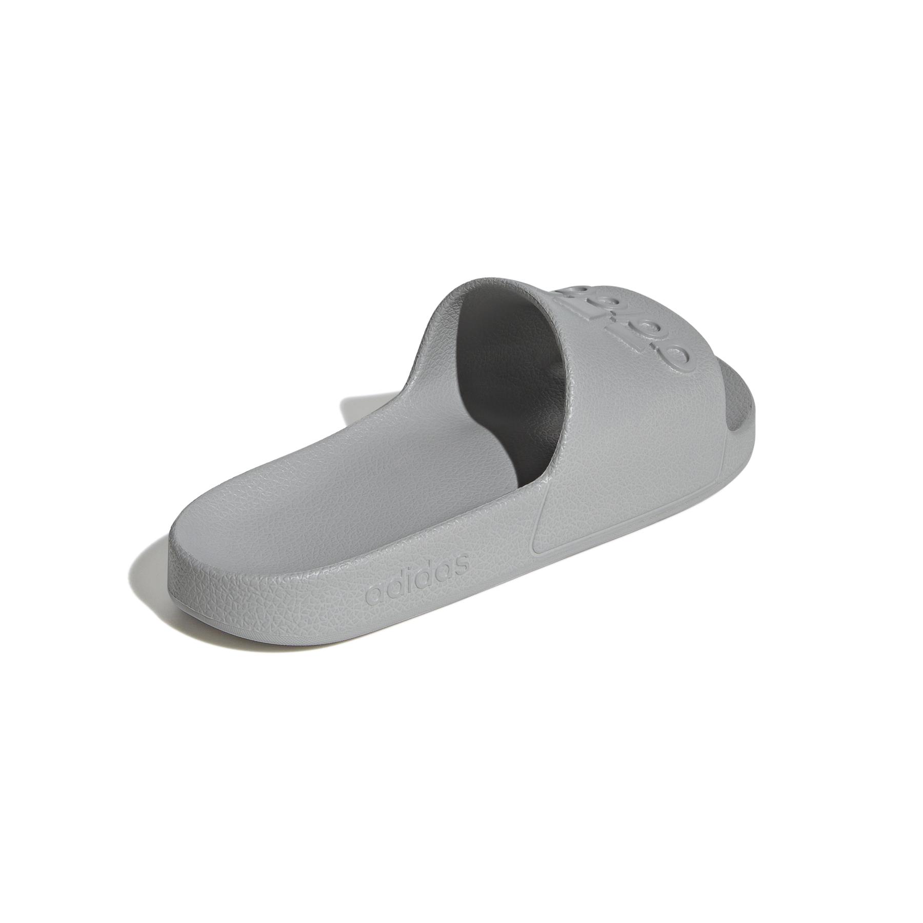 a/d/adidas_if6068_7_footwear_photography_back_lateral_top_view_white.jpg