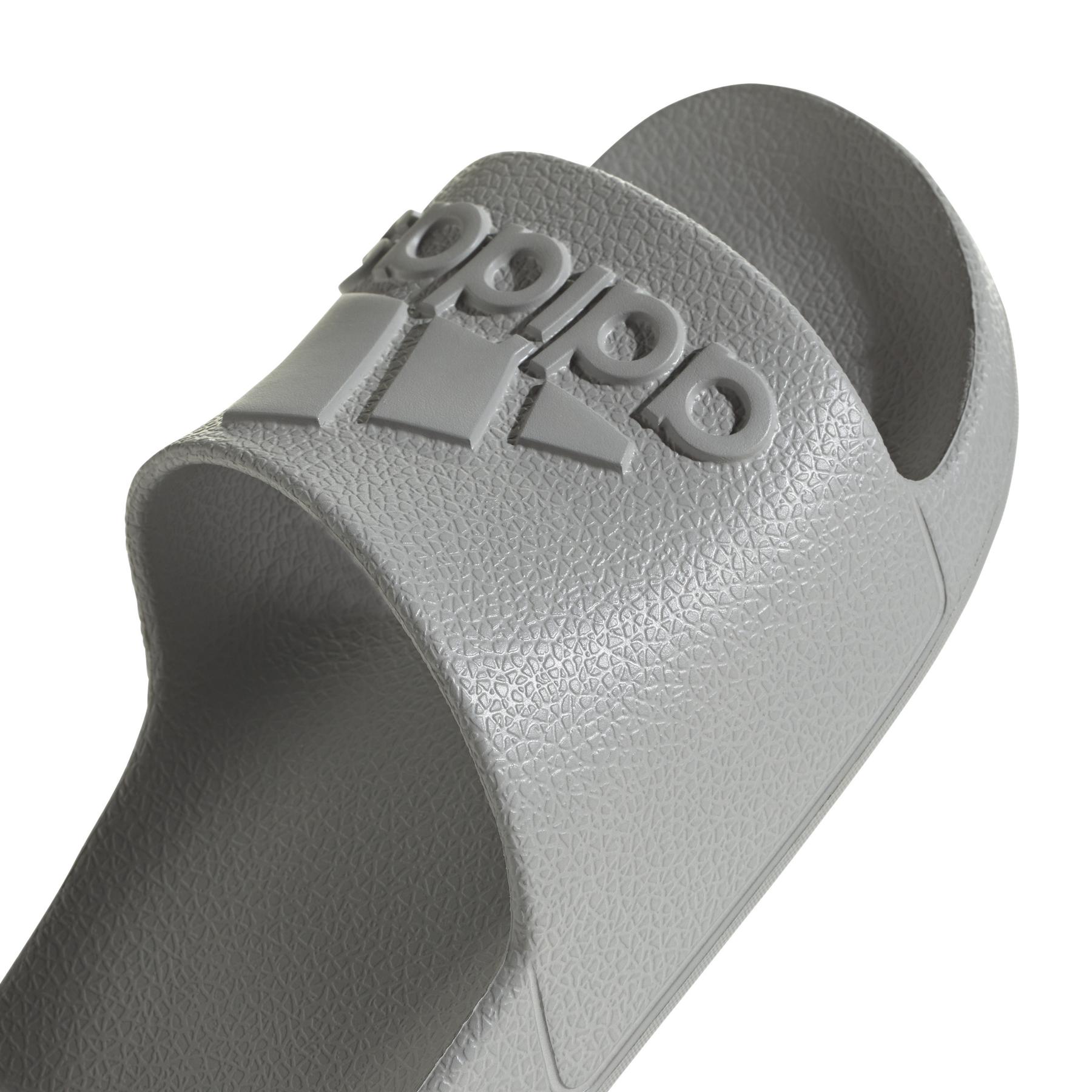 a/d/adidas_if6068_8_footwear_photography_detail_view_1_white.jpg