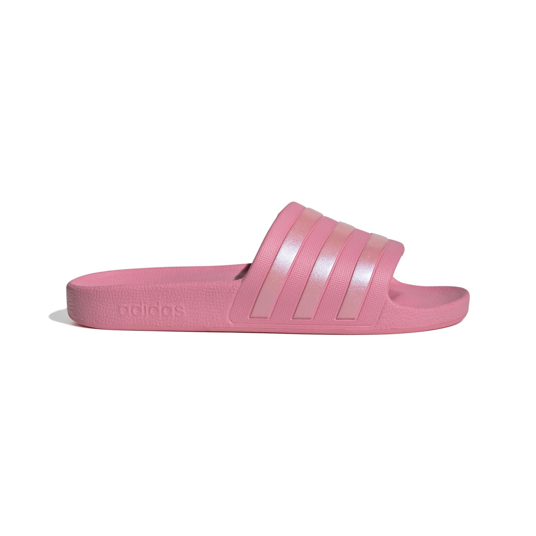 product/a/d/adidas_if6071_1_footwear_photography_side_lateral_center_view_white.jpg