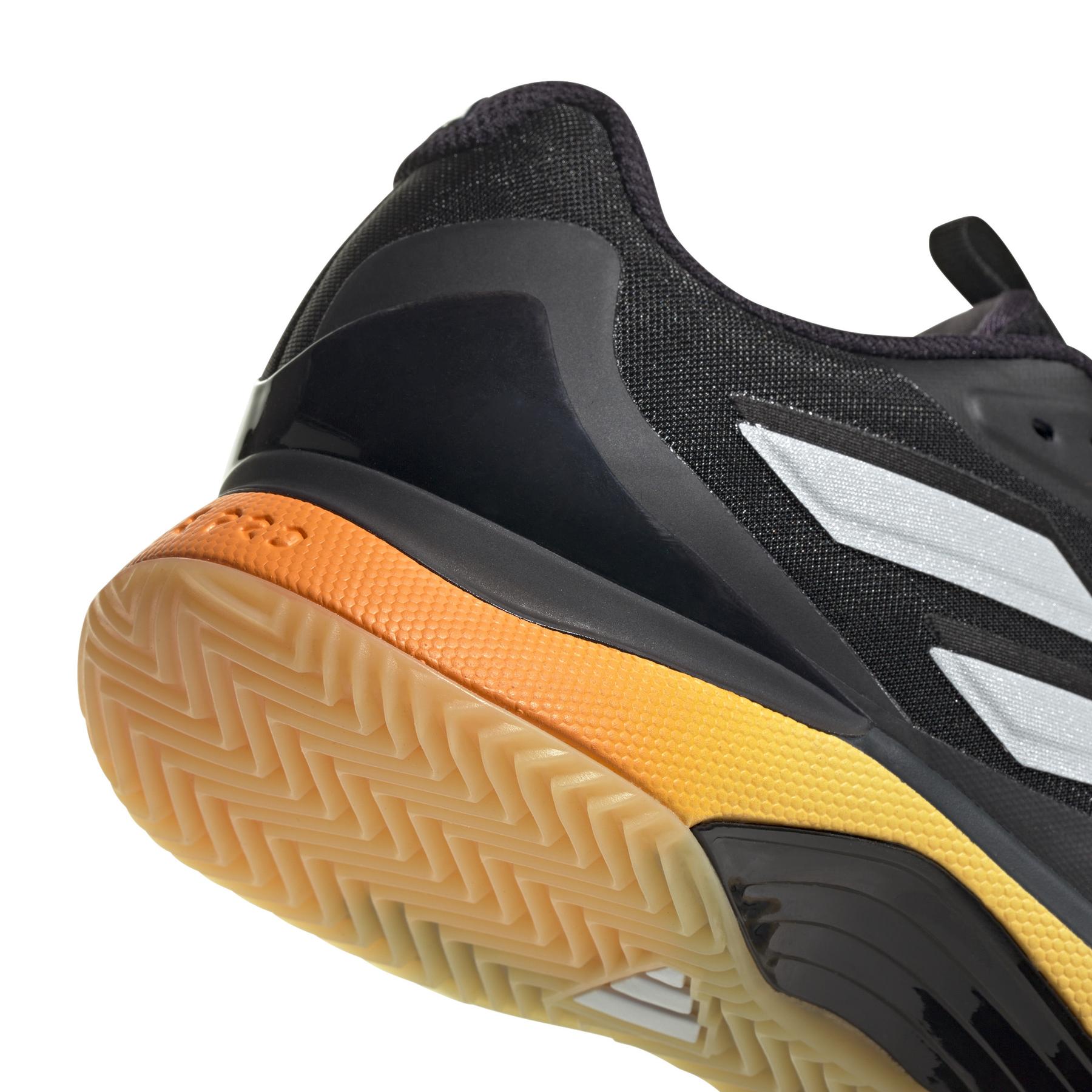 a/d/adidas_if6534_8_footwear_photography_detail_view_1_white-nw040824x.jpg