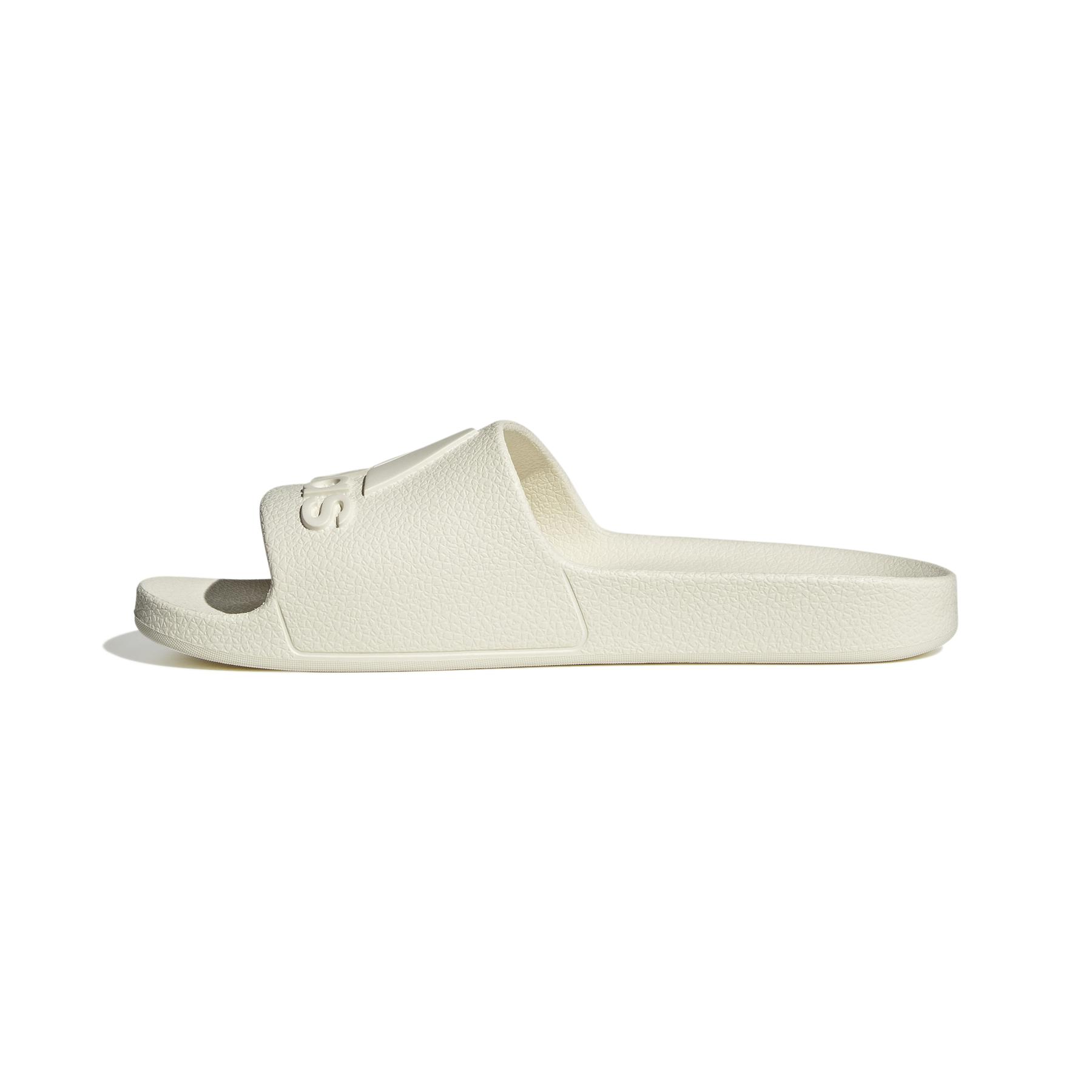 a/d/adidas_if7370_5_footwear_photography_side_medial_center_view_white_bv.jpg