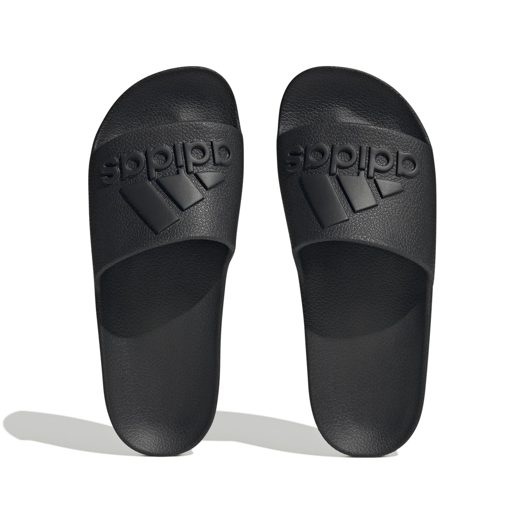 a/d/adidas_if7371_3_footwear_photography_top_portrait_view_white_bv.jpg