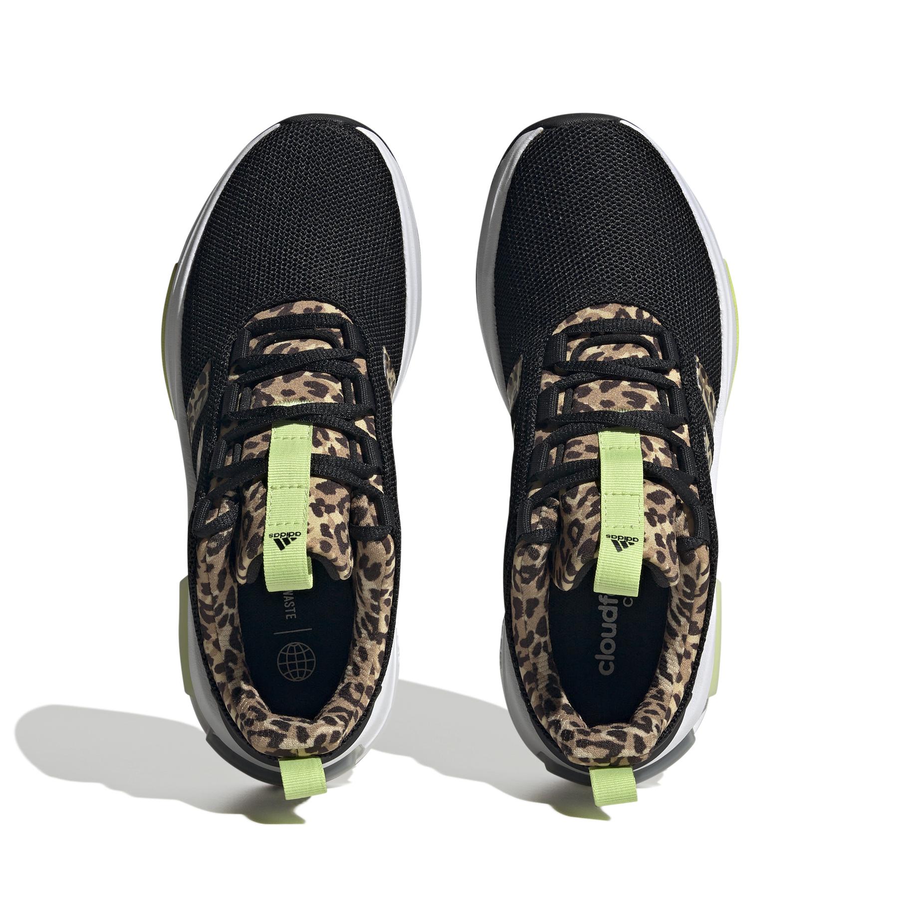 product/a/d/adidas_if7721_3_footwear_photography_top_portrait_view_white.jpg