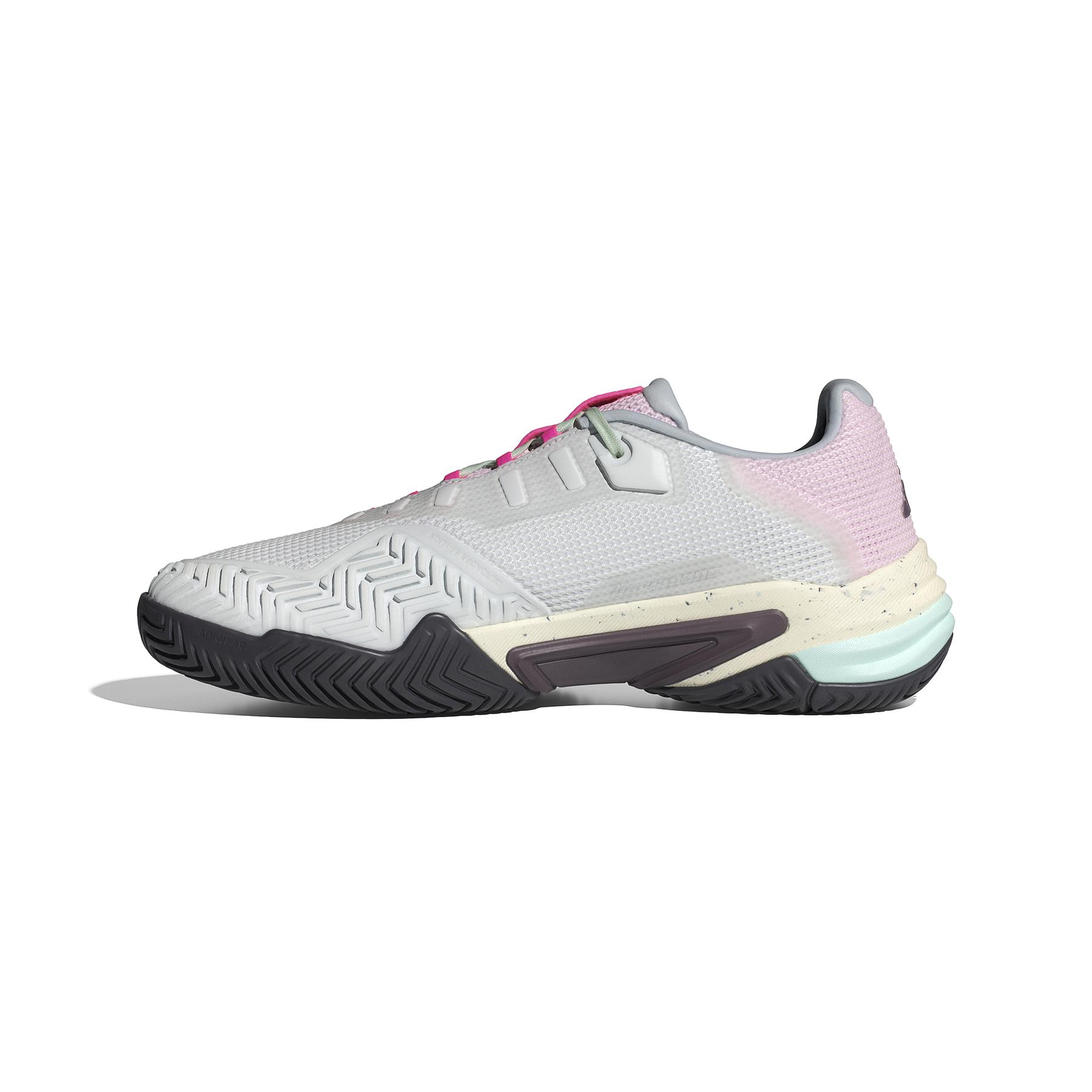 a/d/adidas_if7792_5_footwear_photography_side_medial_center_view_white-nw0324.jpg