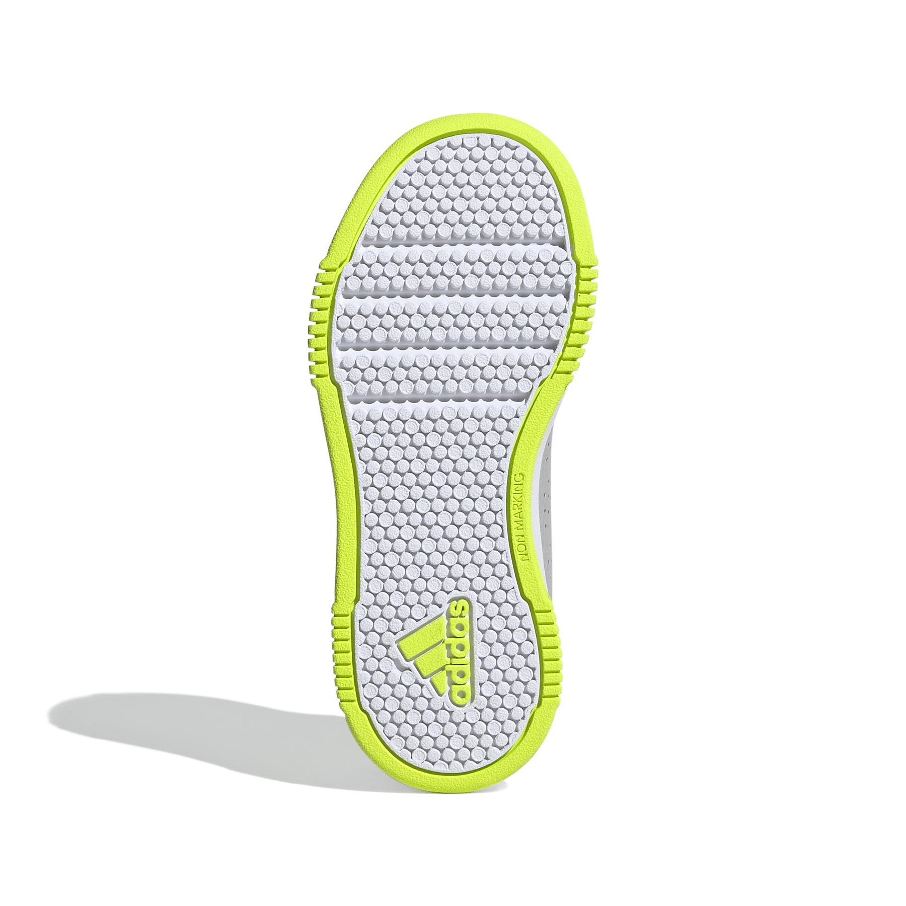 product/a/d/adidas_if8668_4_footwear_photography_bottom_view_white.jpg