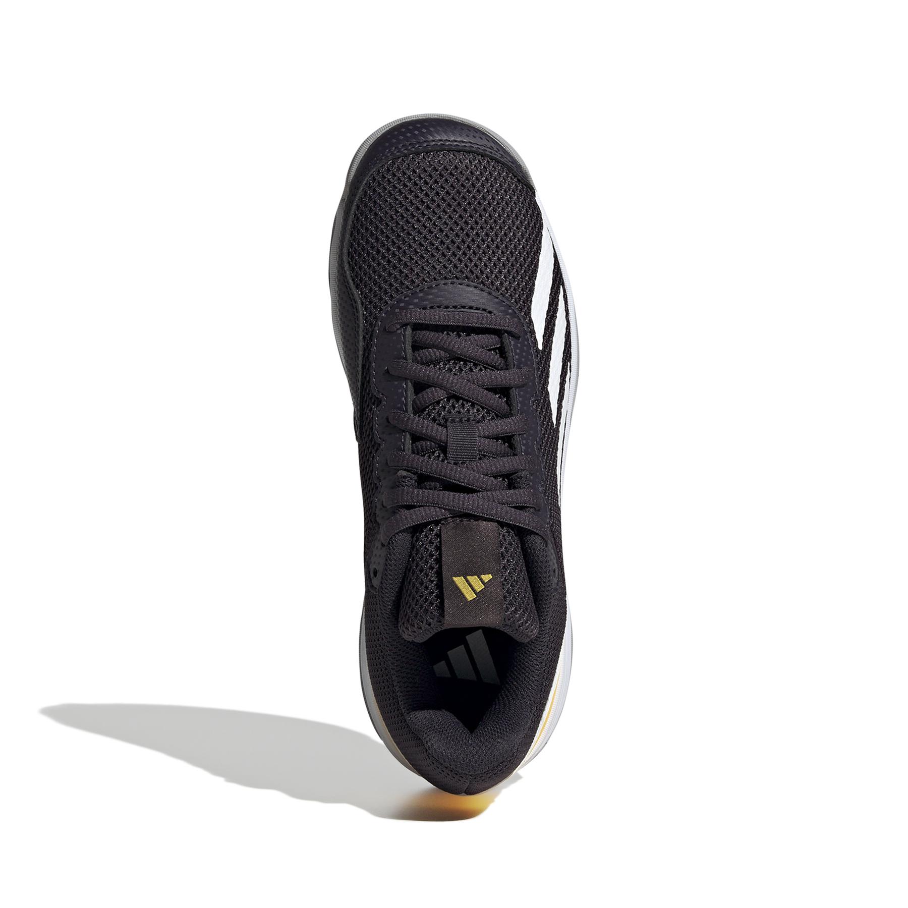 a/d/adidas_if9104_3_footwear_photography_top_portrait_view_white.jpg