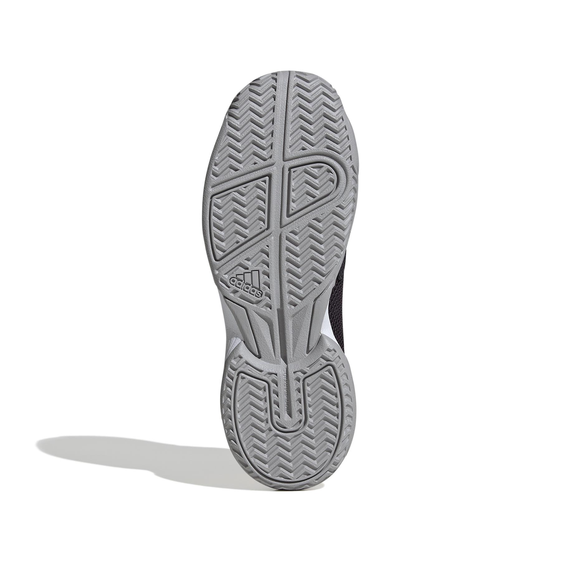 a/d/adidas_if9104_4_footwear_photography_bottom_view_white.jpg