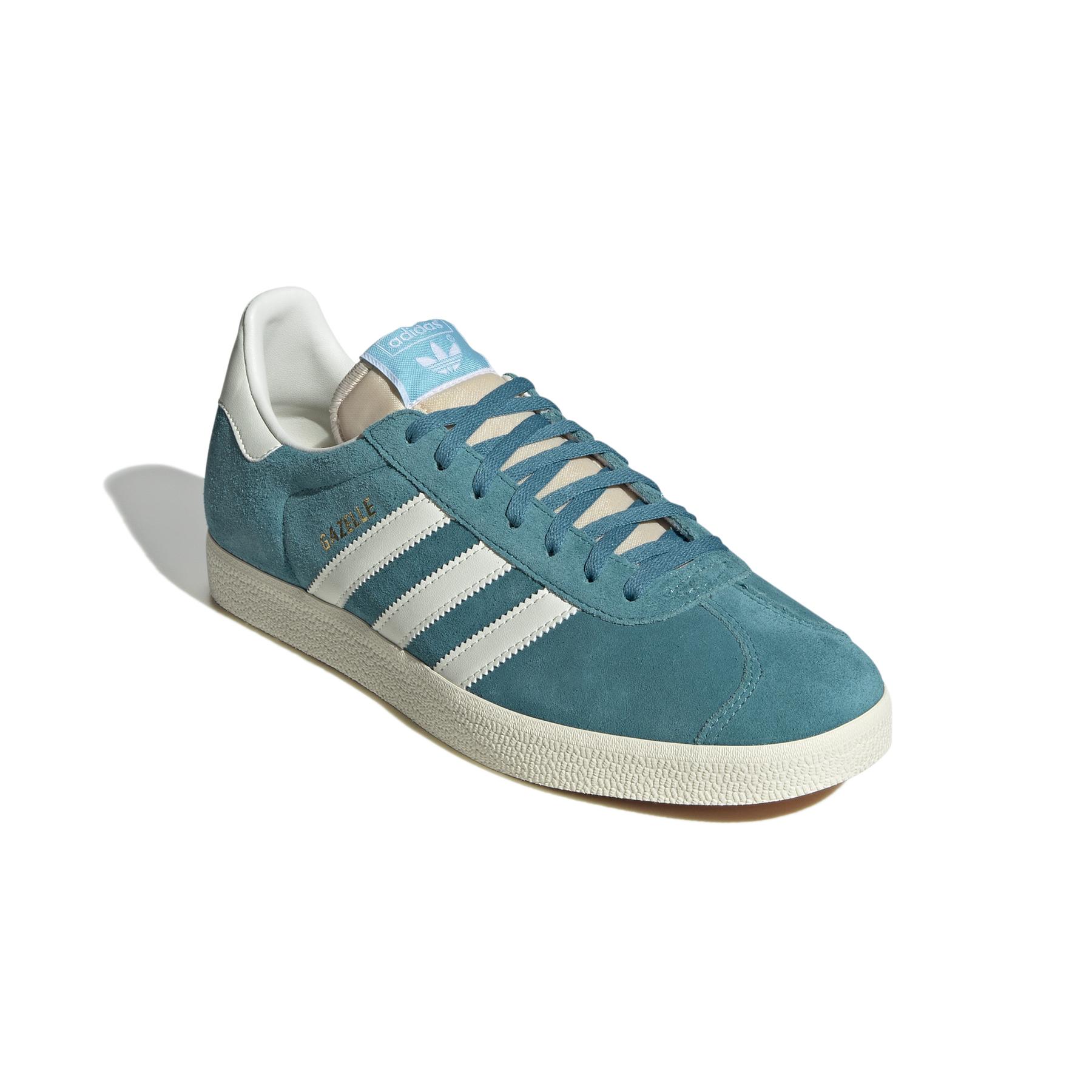 product/a/d/adidas_ig1061_6_footwear_photography_front_lateral_top_view_white.jpg