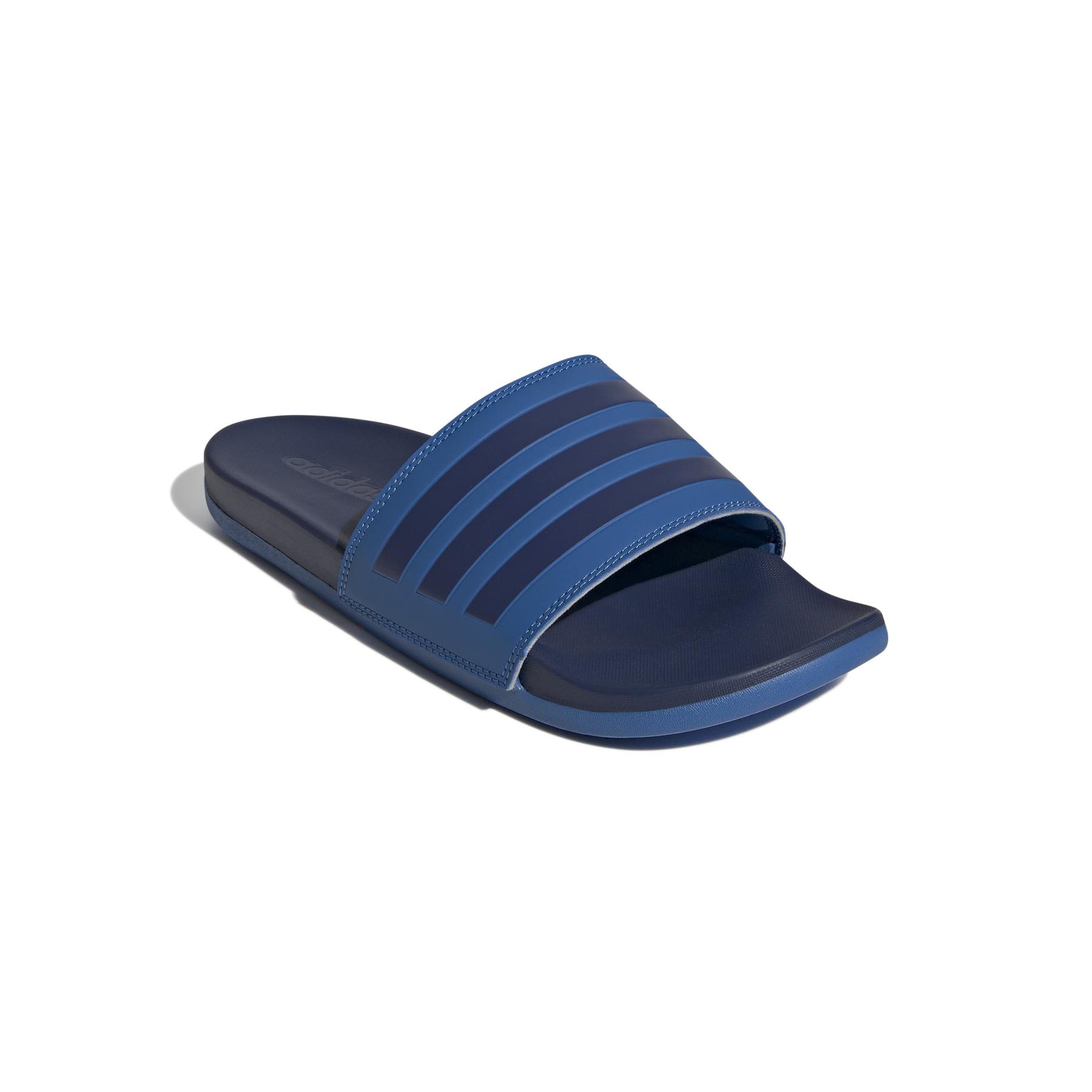 product/a/d/adidas_ig1118_6_footwear_photography_front_lateral_top_view_white.jpg