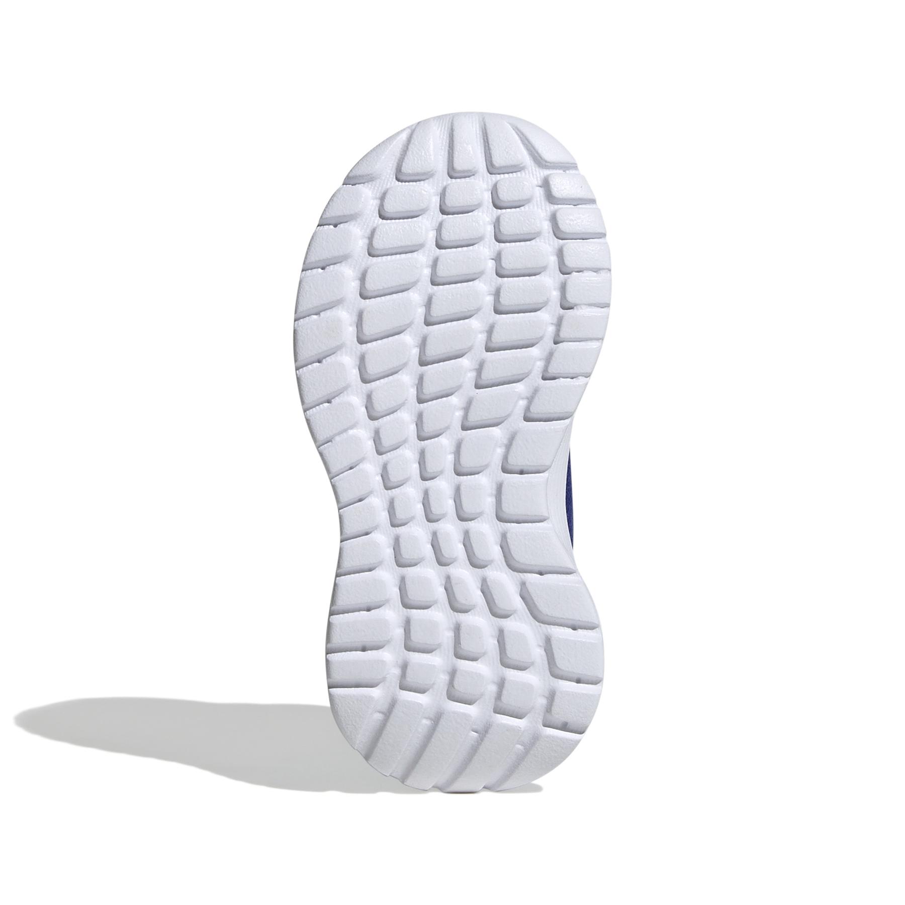 product/a/d/adidas_ig1147_4_footwear_photography_bottom_view_white.jpg