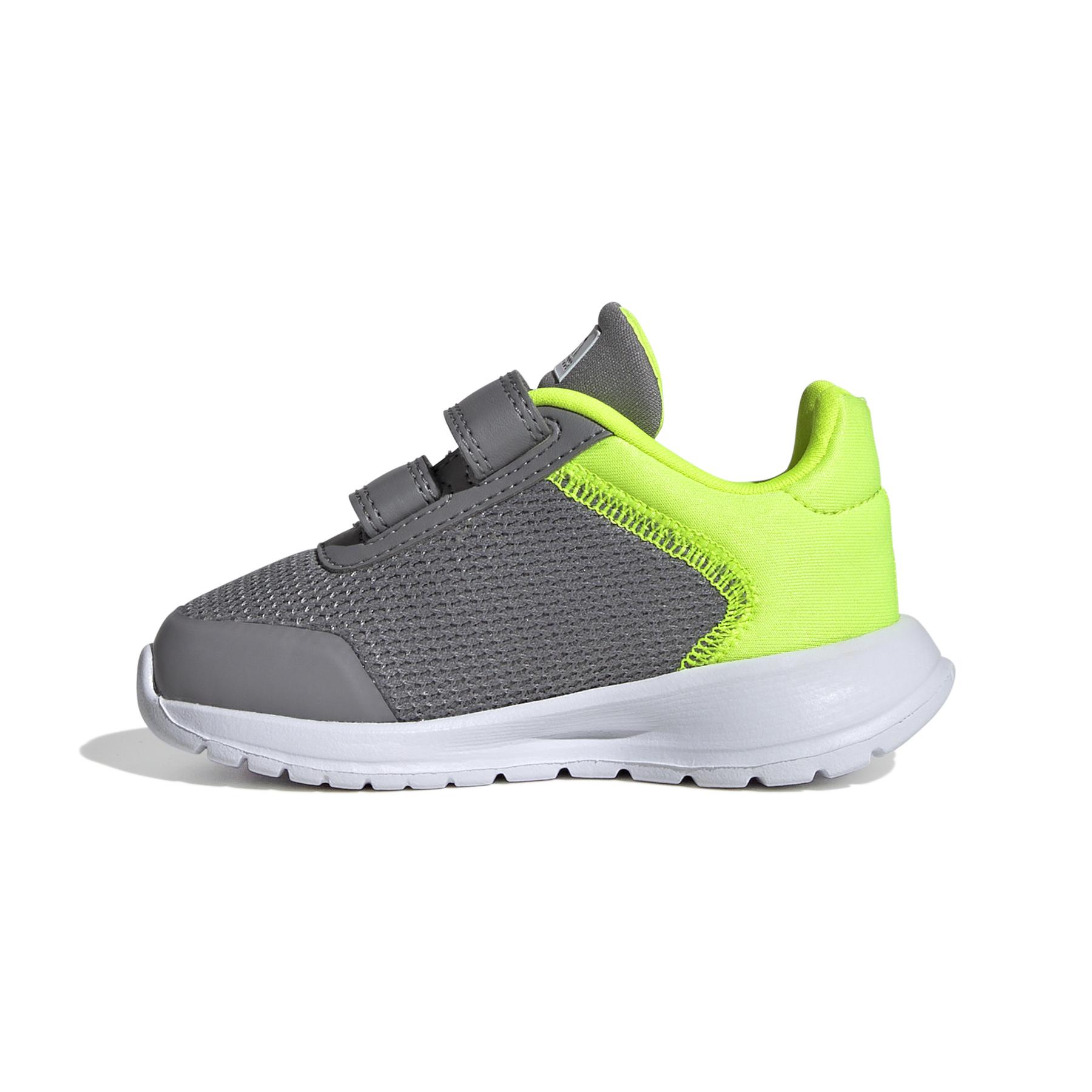 product/a/d/adidas_ig1149_5_footwear_photography_side_medial_center_view_white.jpg