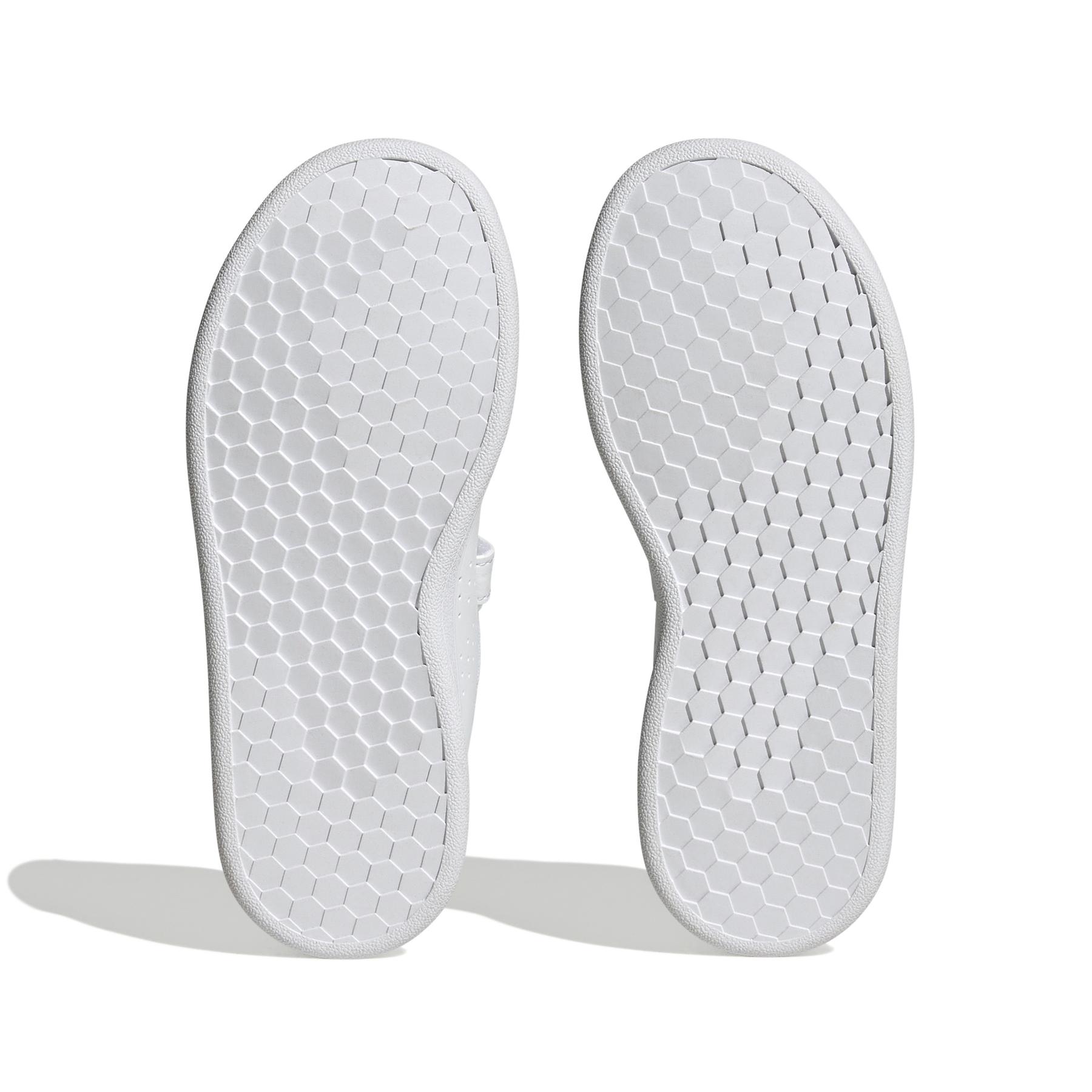 product/a/d/adidas_ig2516_4_footwear_photography_bottom_view_white.jpg