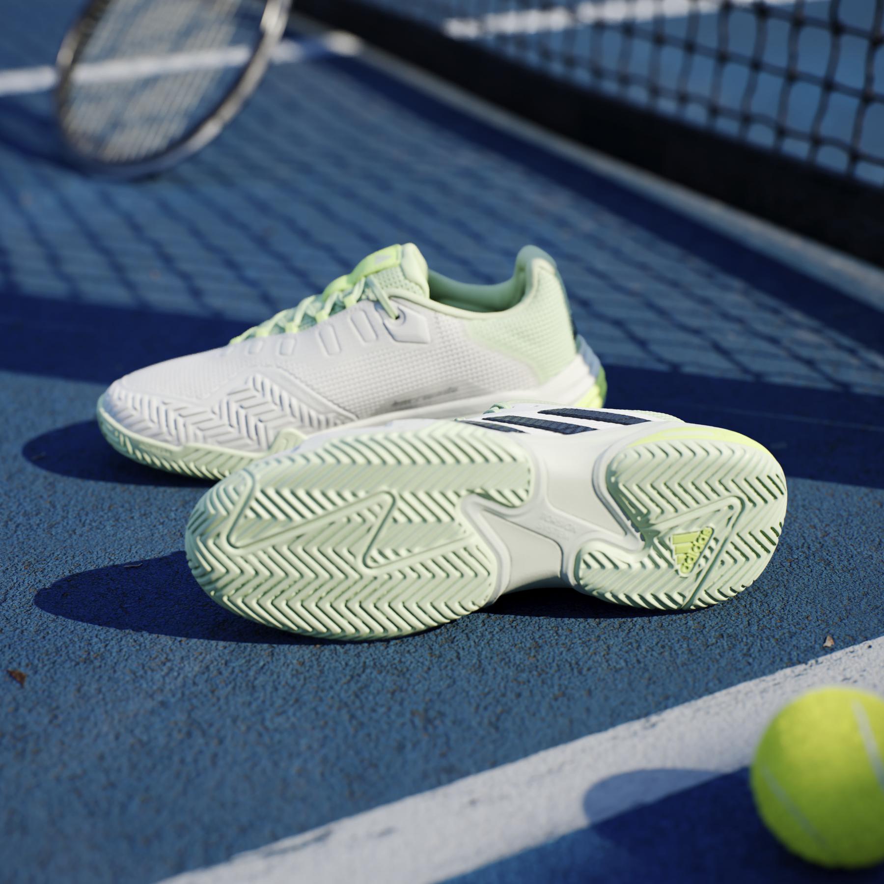 a/d/adidas_ig3114_17_footwear_photography_heromrktng_view_4-nw040824x.jpg