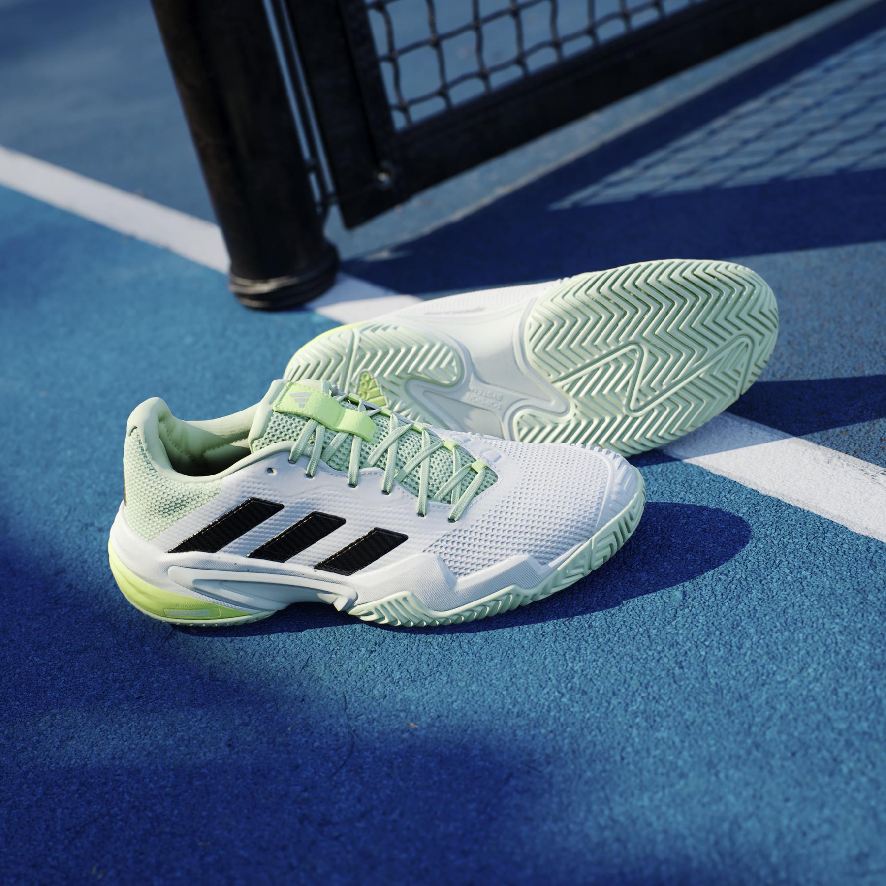 a/d/adidas_ig3114_21_footwear_photography_heromrktng_view_8-nw040824x.jpg
