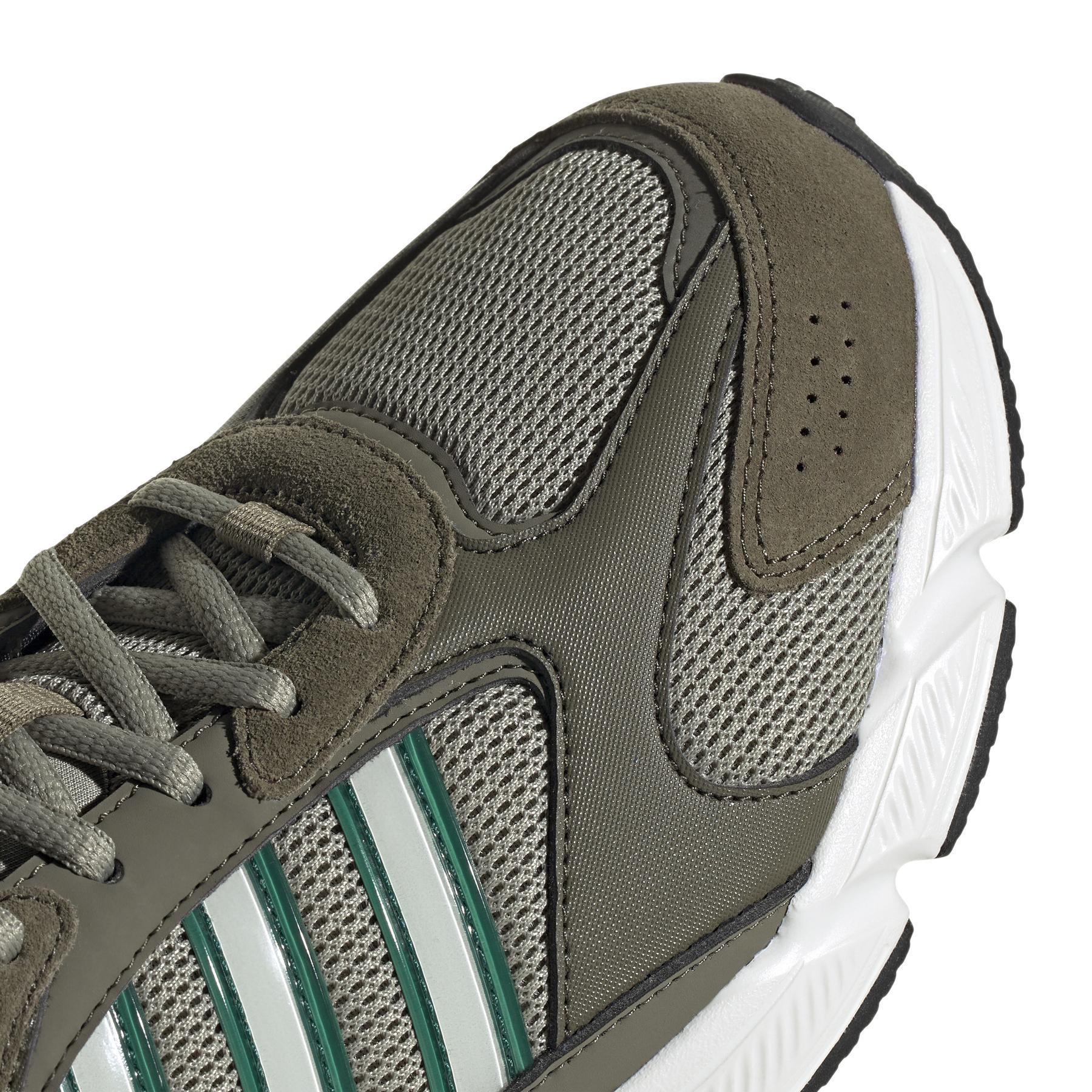 product/a/d/adidas_ig4352_8_footwear_photography_detail_view_1_white.jpg