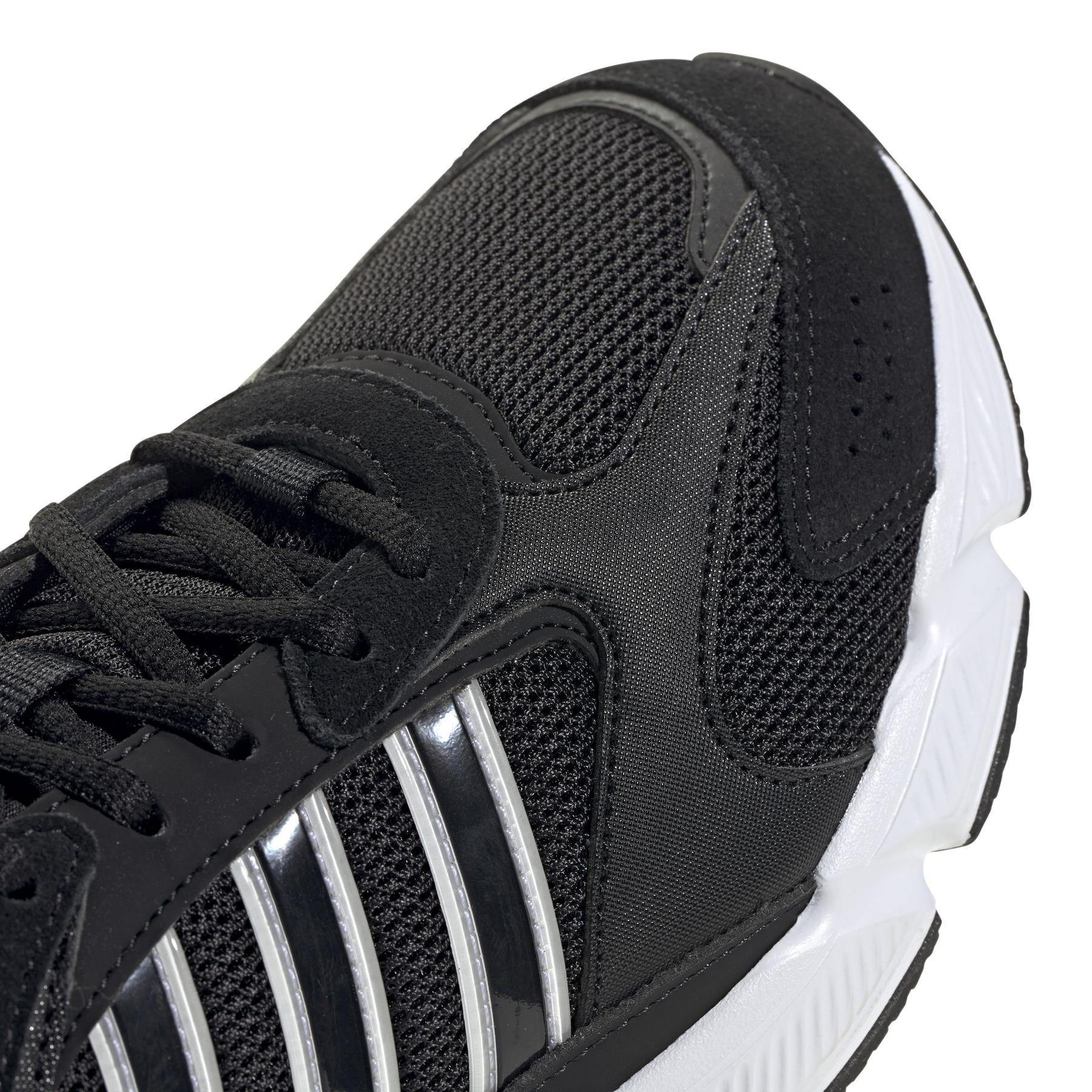 product/a/d/adidas_ig4406_8_footwear_photography_detail_view_1_white.jpg