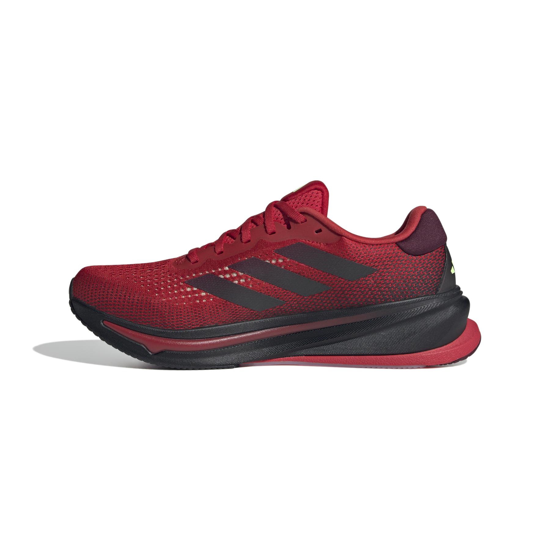 a/d/adidas_ig5841_5_footwear_photography_side_medial_center_view_white.jpg