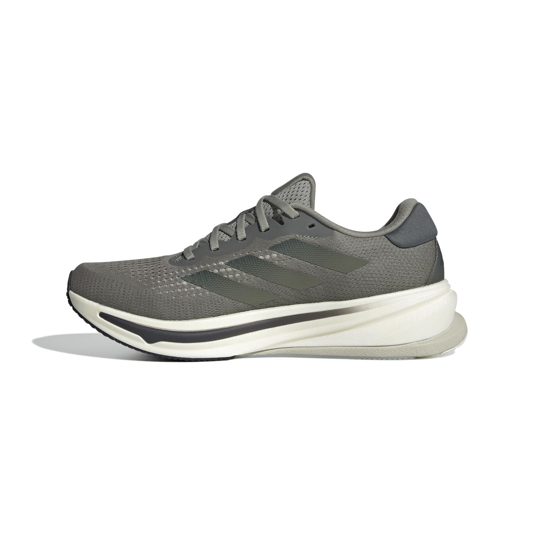 a/d/adidas_ig5845_5_footwear_photography_side_medial_center_view_white.jpg