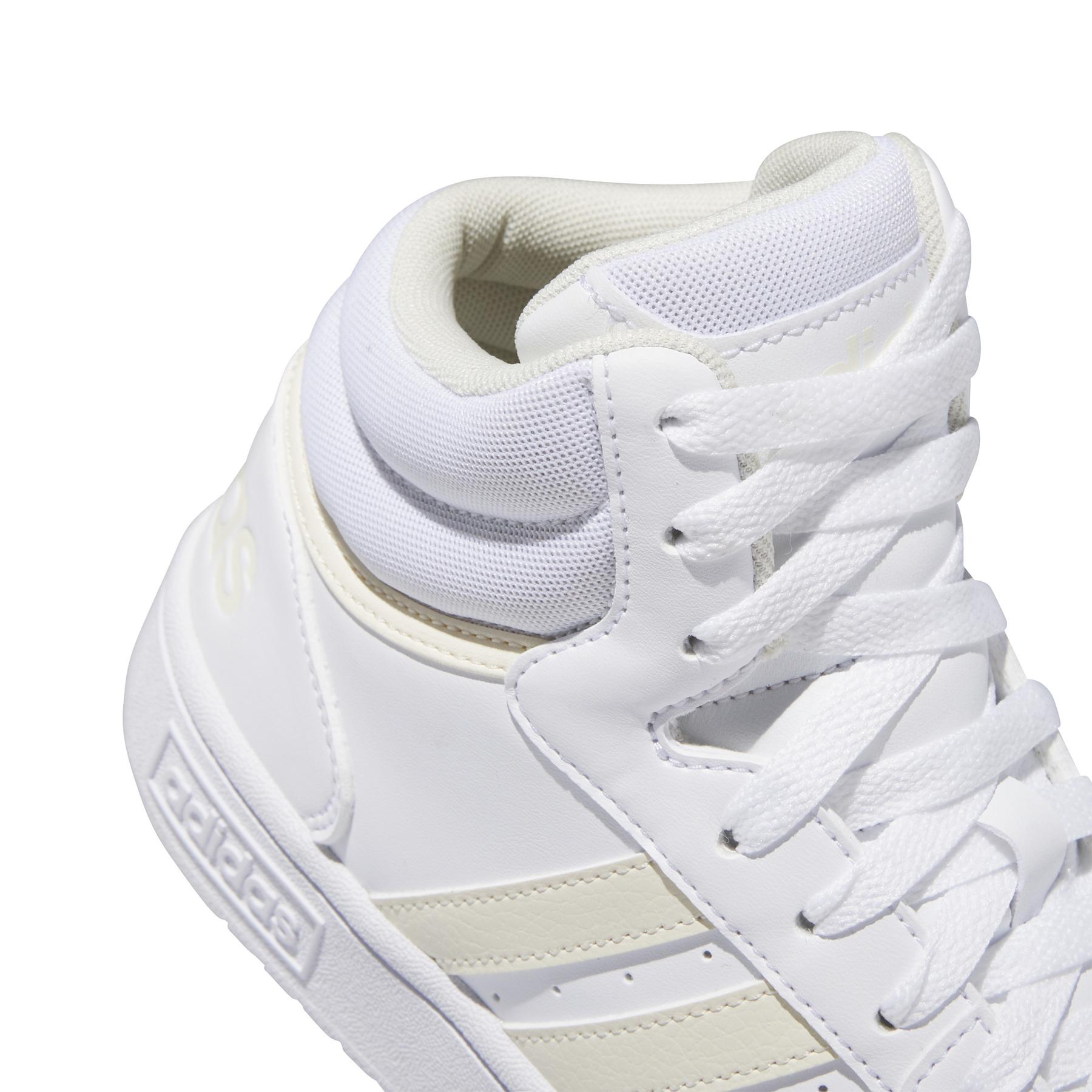 product/a/d/adidas_ig6110_8_footwear_photography_detail_view_1_white.jpg