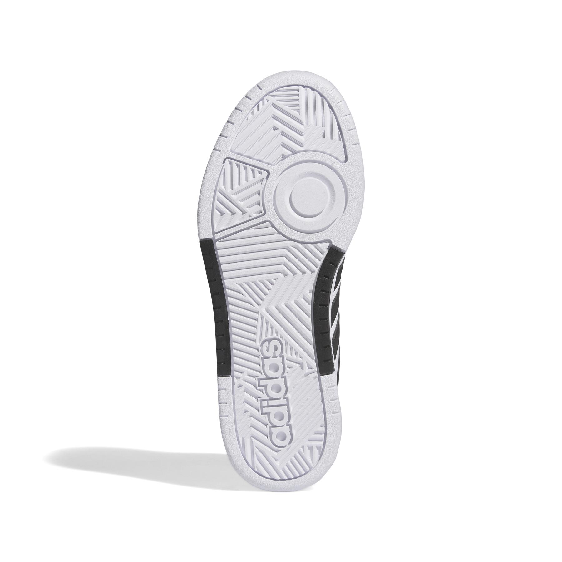 a/d/adidas_ig6115_4_footwear_photography_bottom_view_white.jpg