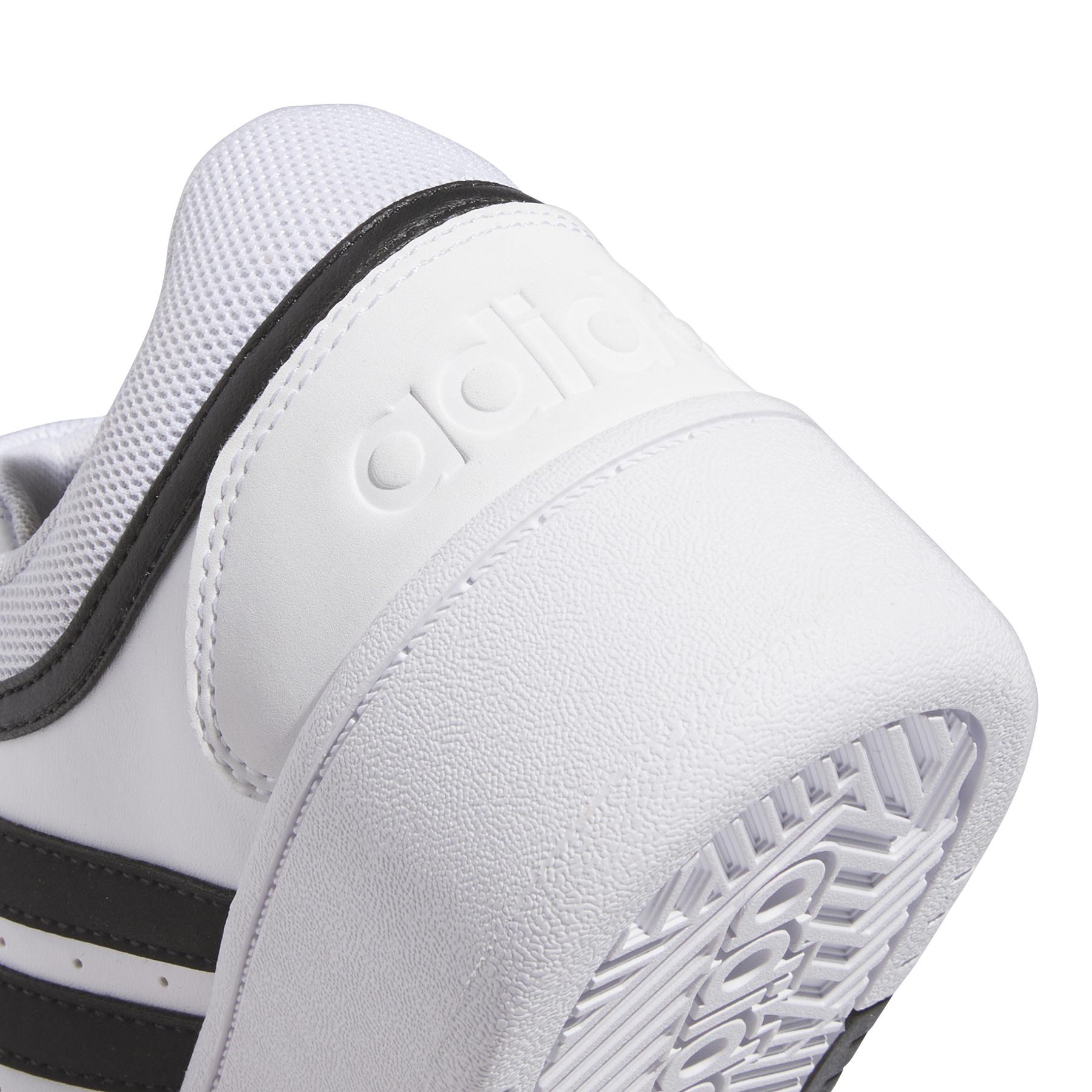 a/d/adidas_ig6115_8_footwear_photography_detail_view_1_white.jpg