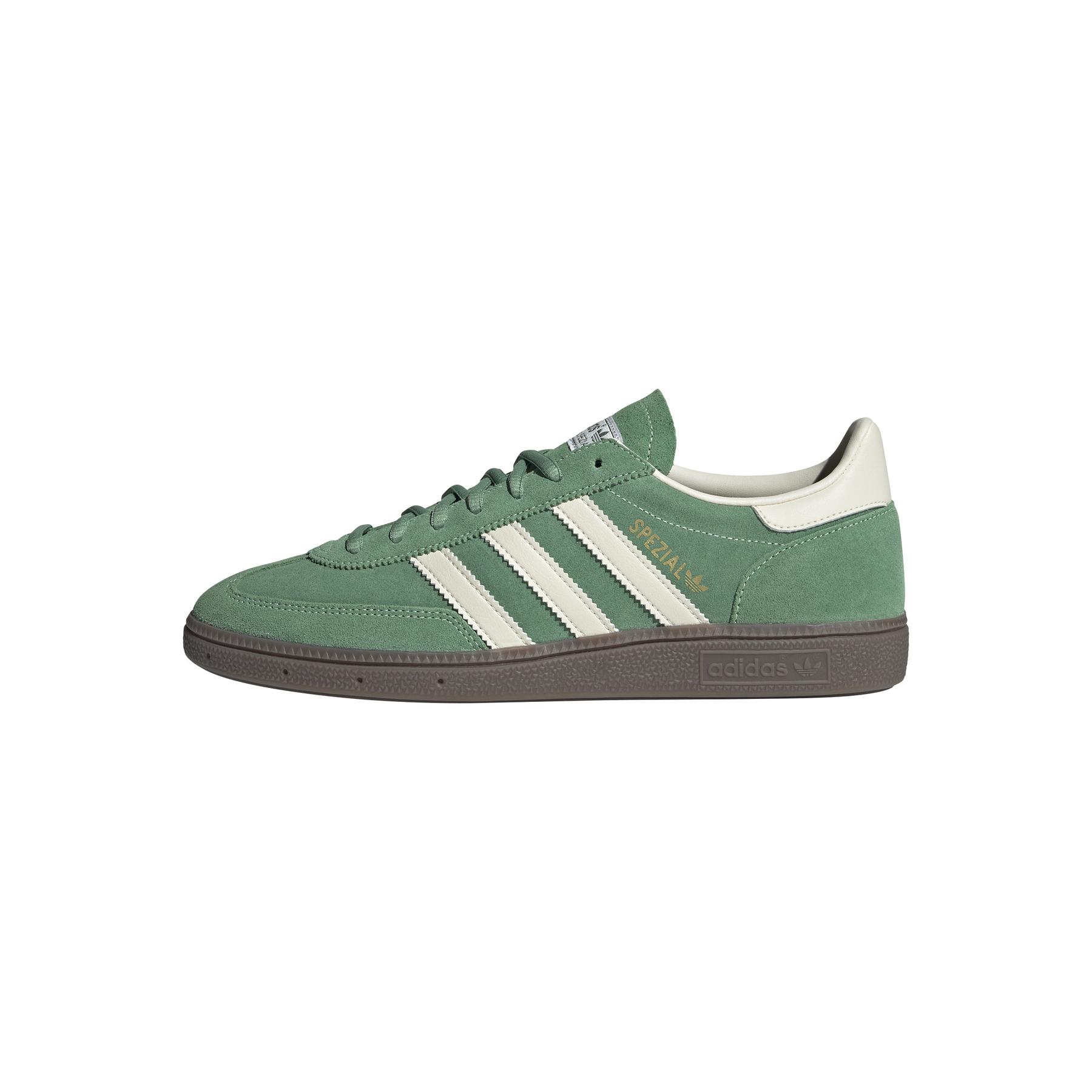 product/a/d/adidas_ig6192_12_footwear_photography_left_side_center_lateral_view_white.jpg