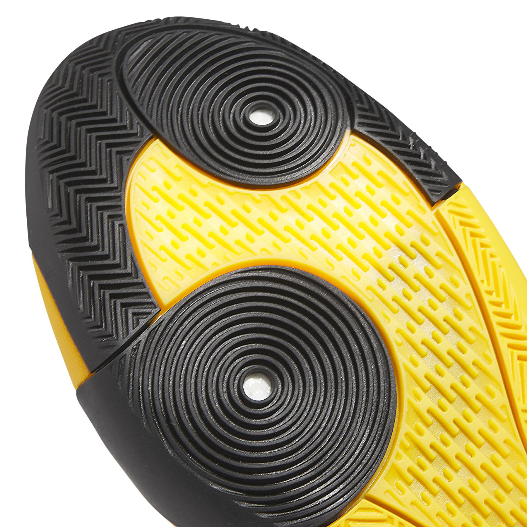 product/a/d/adidas_ig6589_9_footwear_photography_detail_view_2_white.jpg