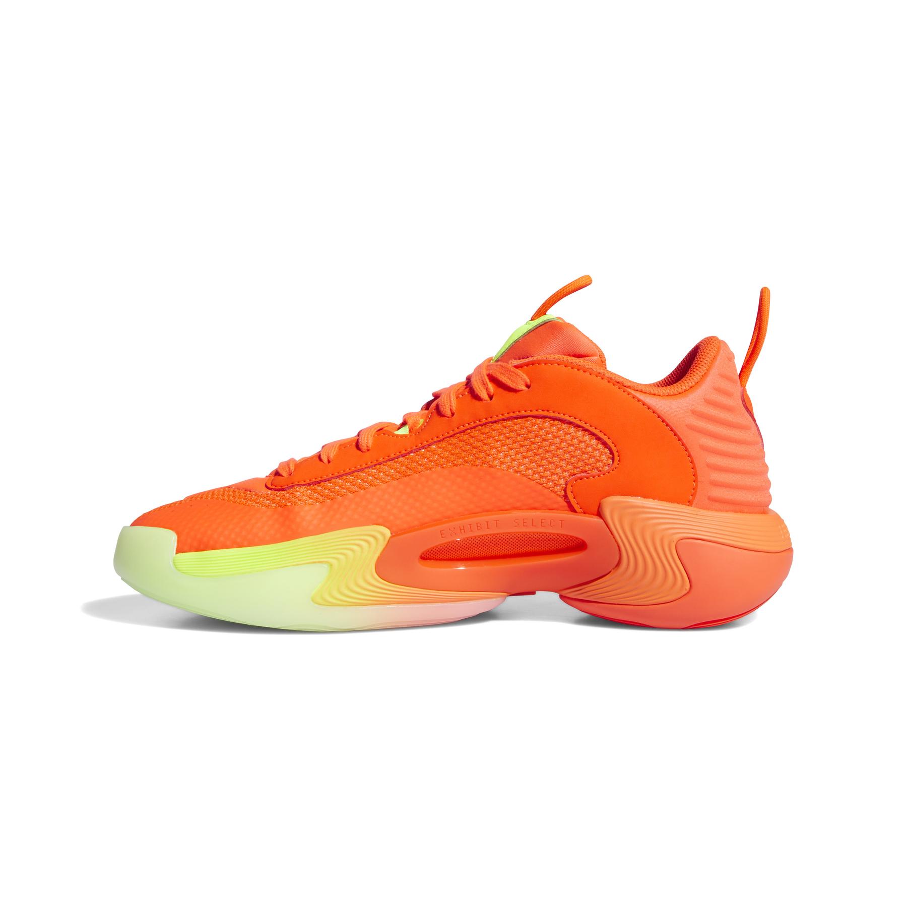 product/a/d/adidas_ig6623_5_footwear_photography_side_medial_center_view_white-nw091625.jpg