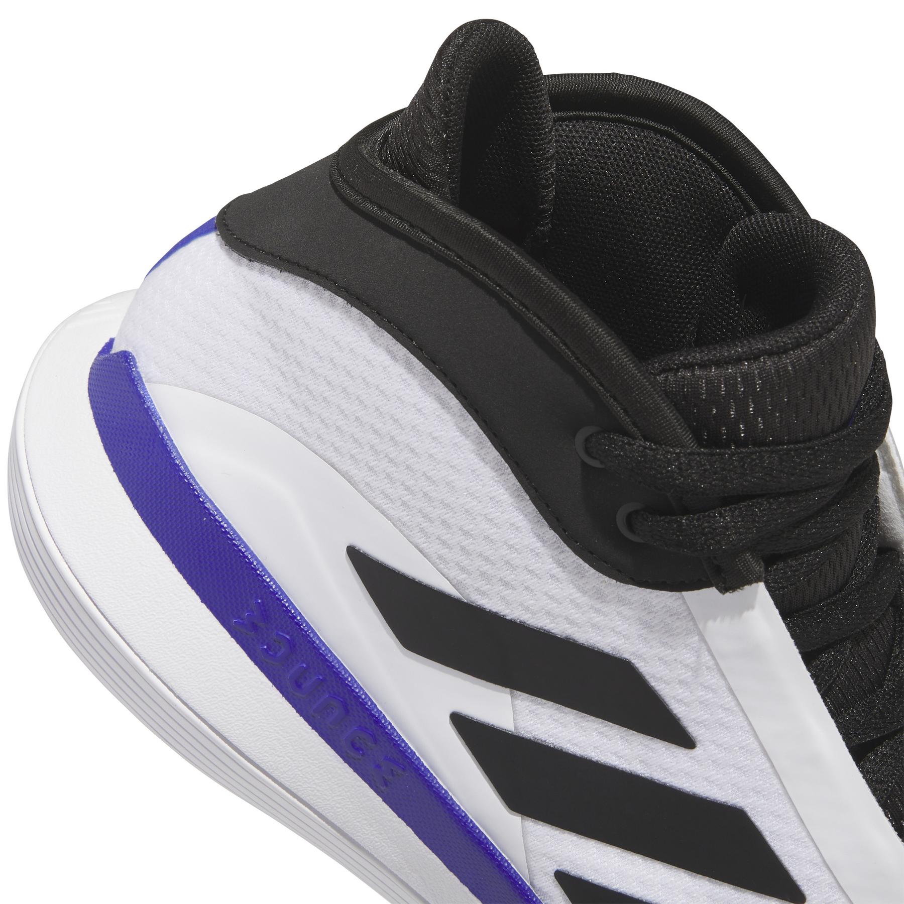 product/a/d/adidas_ig6632_9_footwear_photography_detail_view_2_white.jpg