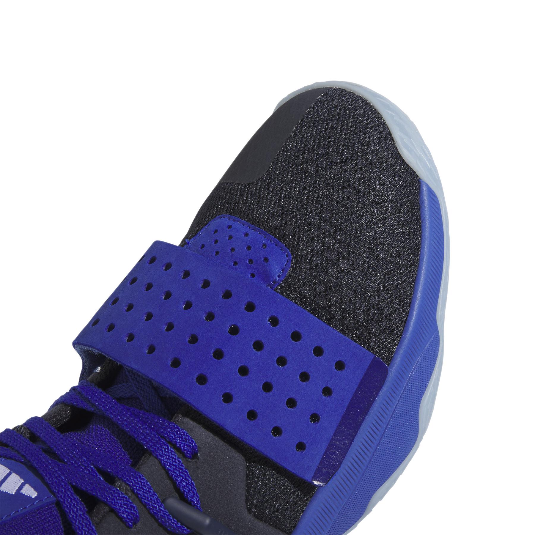 product/a/d/adidas_ig8085_8_footwear_photography_detail_view_1_white.jpg