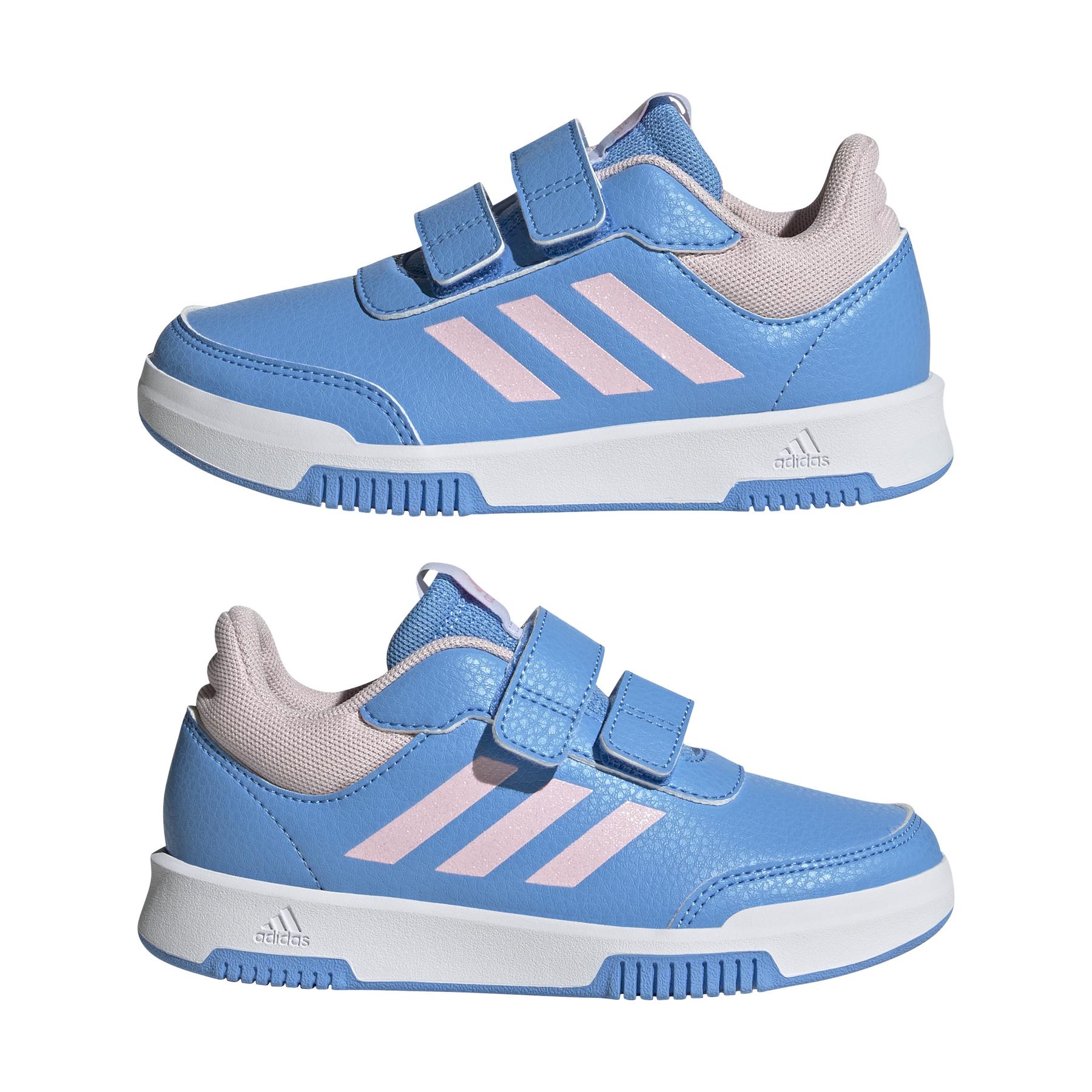 product/a/d/adidas_ig8582_10_footwear_photography_mirrored_pair_view_white.jpg
