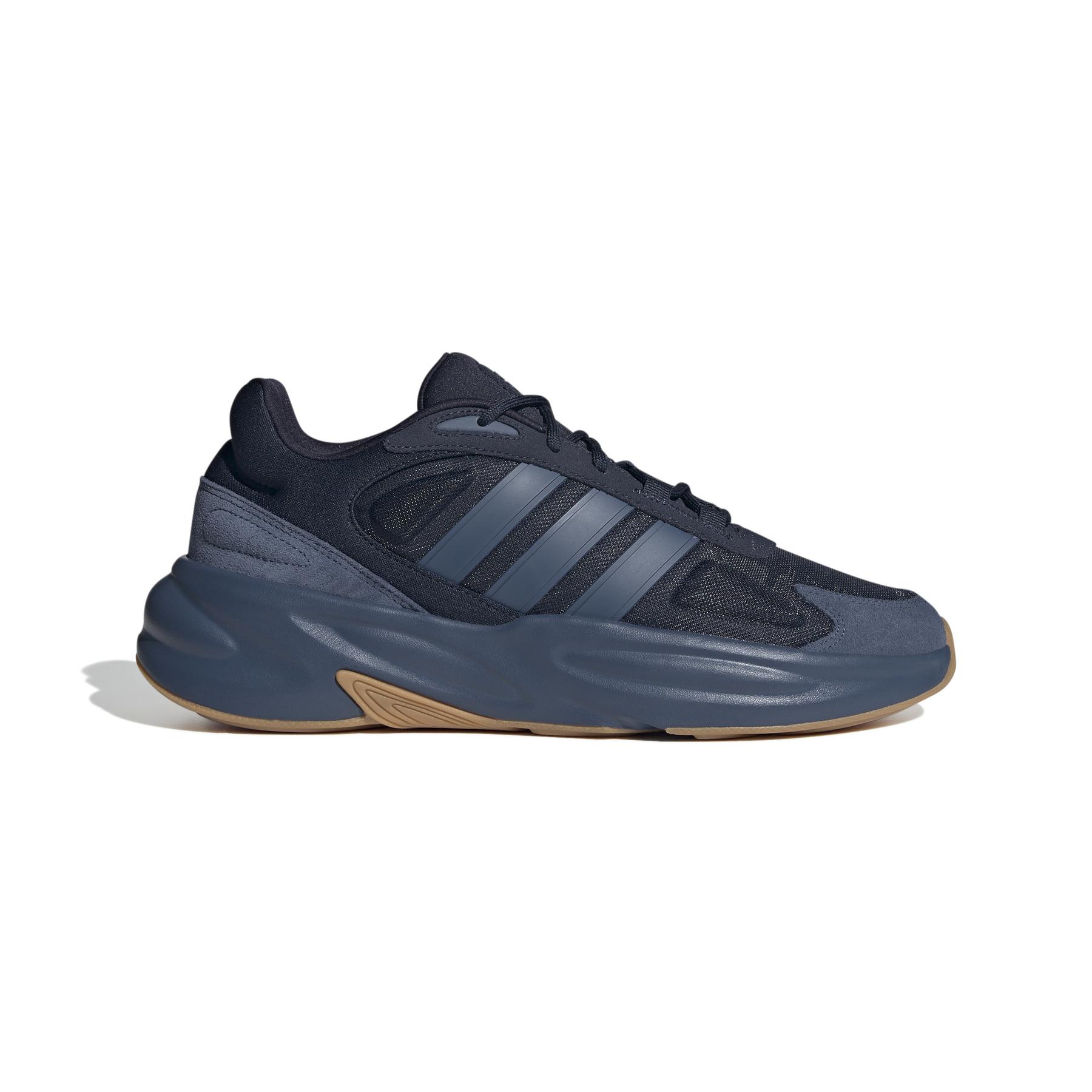 product/a/d/adidas_ig8797_1_footwear_photography_side_lateral_center_view_white.jpg