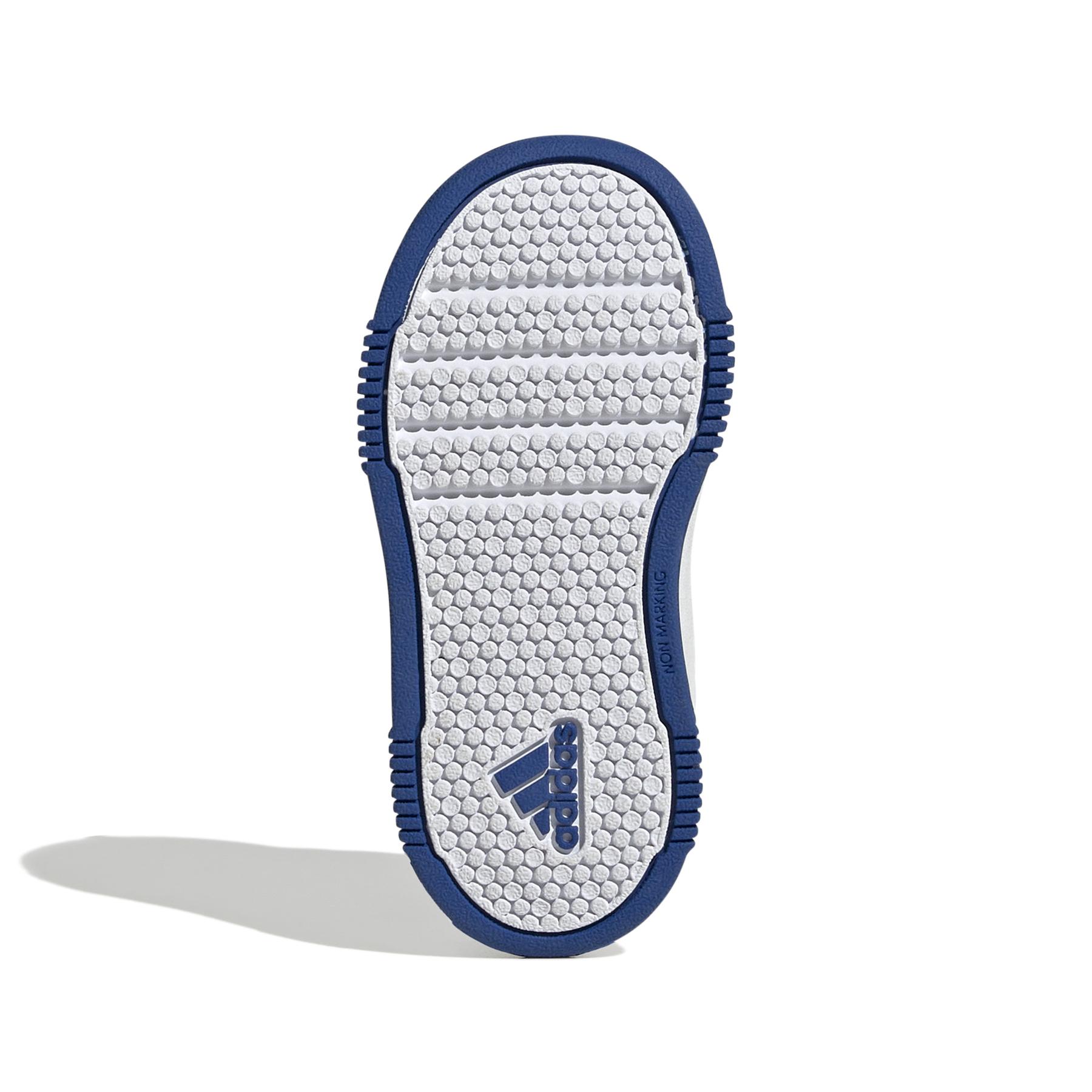 product/a/d/adidas_ig8801_4_footwear_photography_bottom_view_white.jpg
