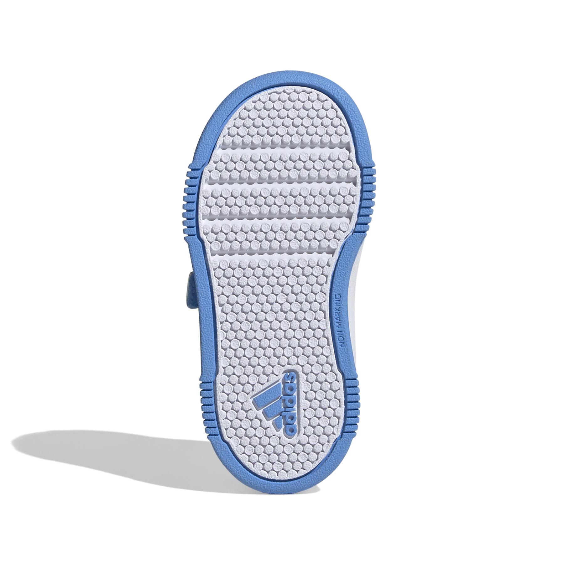product/a/d/adidas_ig8802_4_footwear_photography_bottom_view_white.jpg