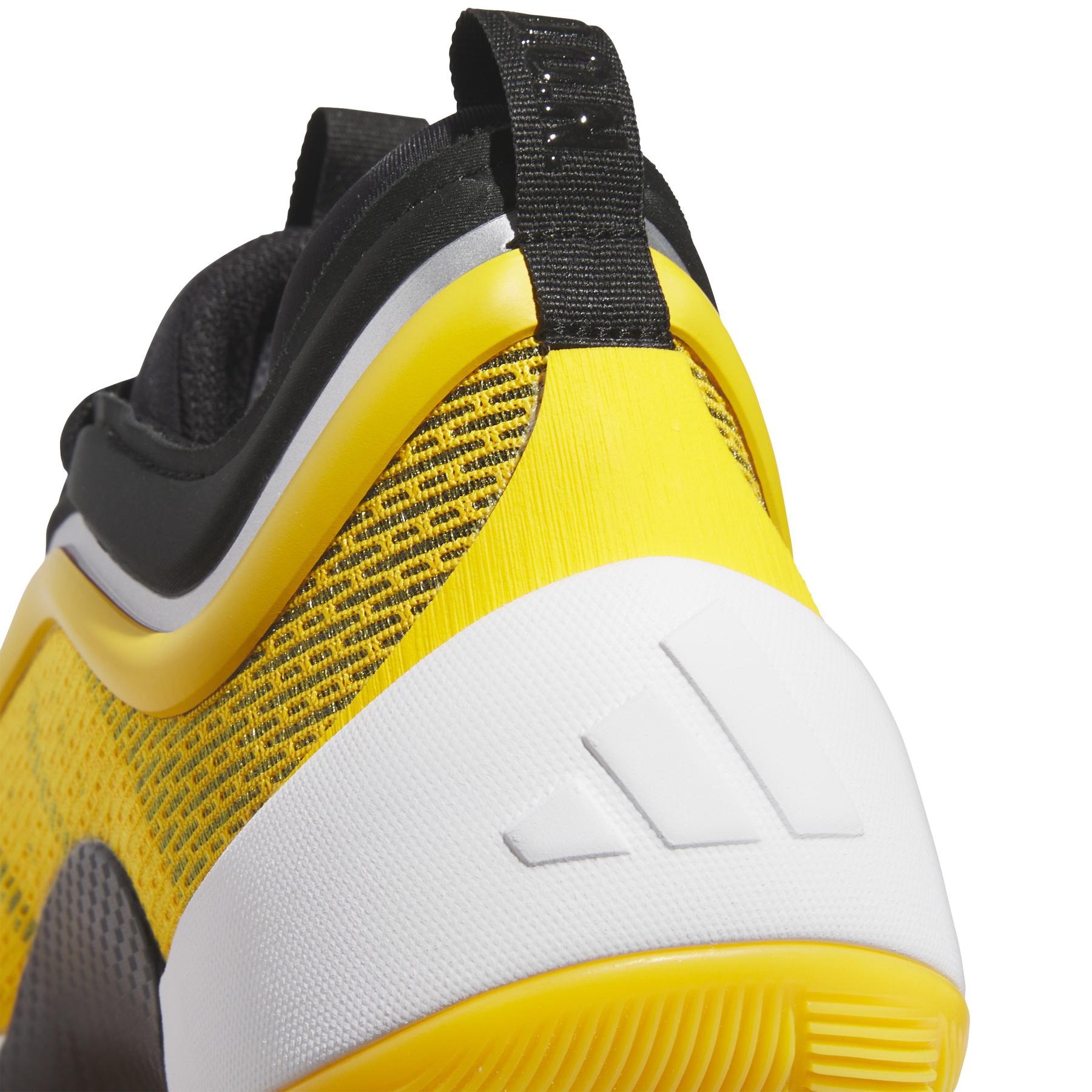 product/a/d/adidas_ig9103_9_footwear_photography_detail_view_2_white.jpg