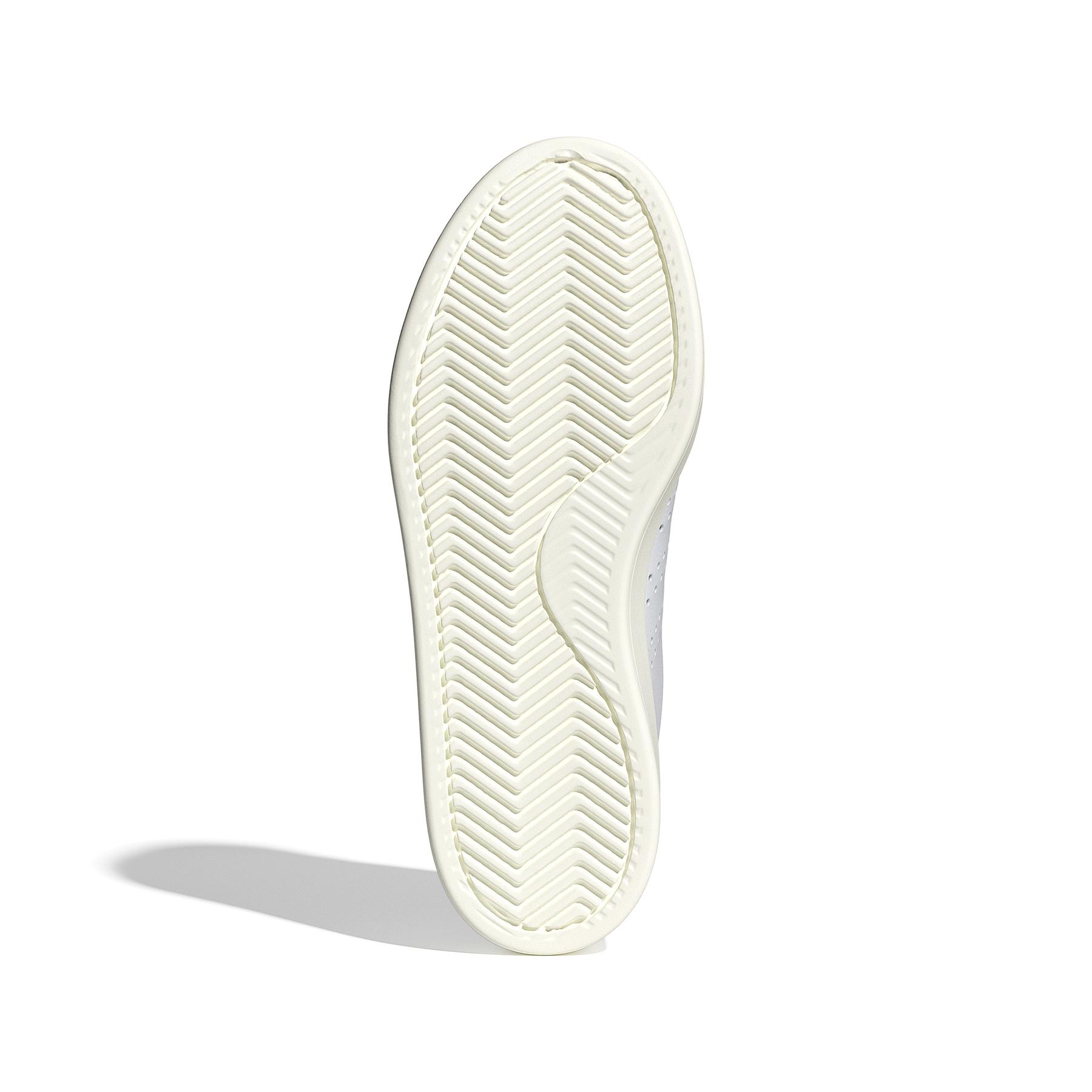 a/d/adidas_ig9179_4_footwear_photography_bottom_view_white.jpg