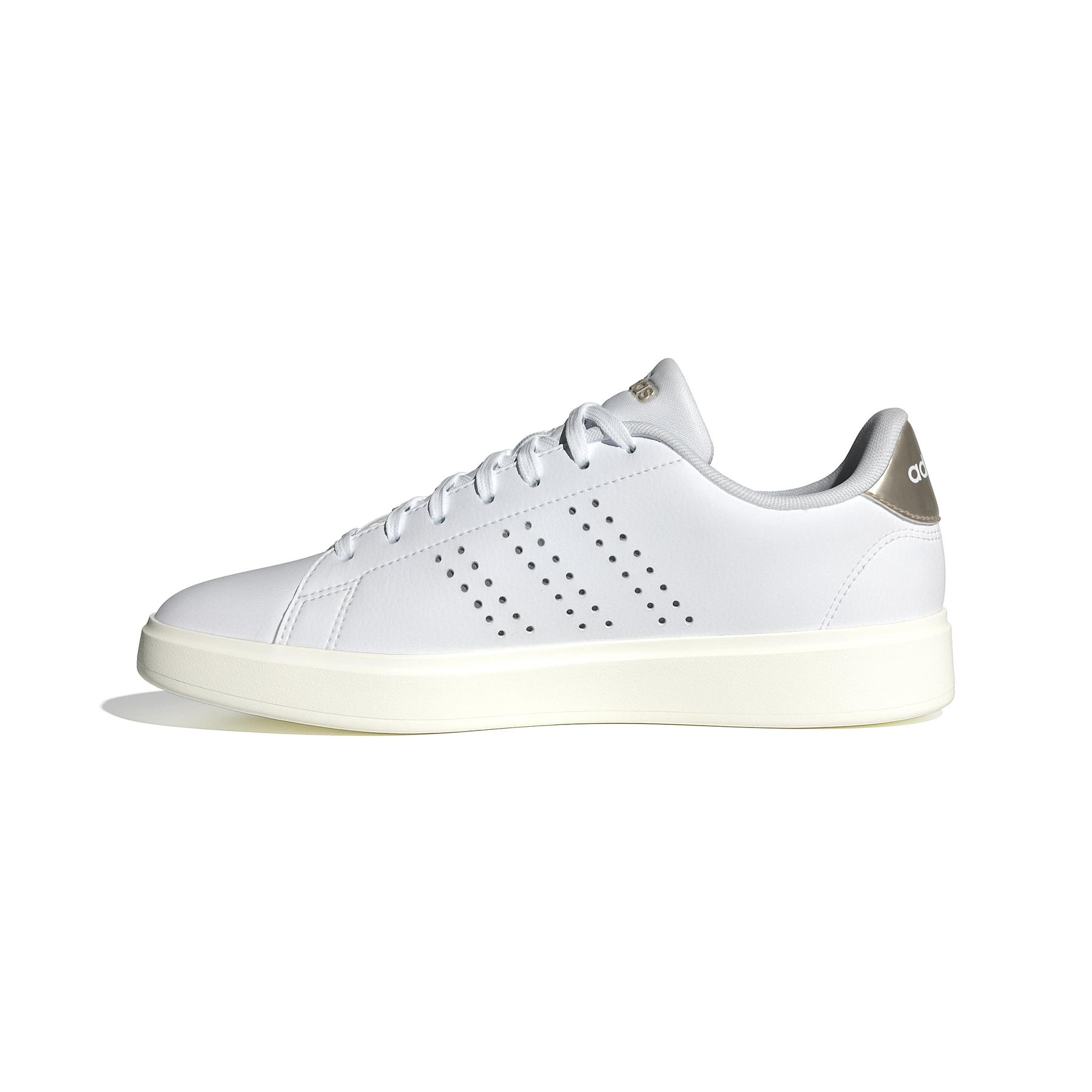 a/d/adidas_ig9179_5_footwear_photography_side_medial_center_view_white.jpg