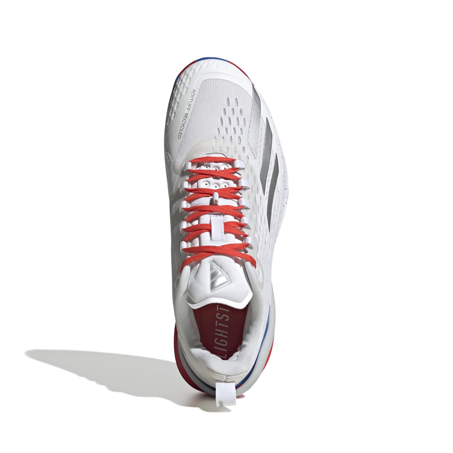 a/d/adidas_ig9513_3_footwear_photography_top_portrait_view_white.jpg
