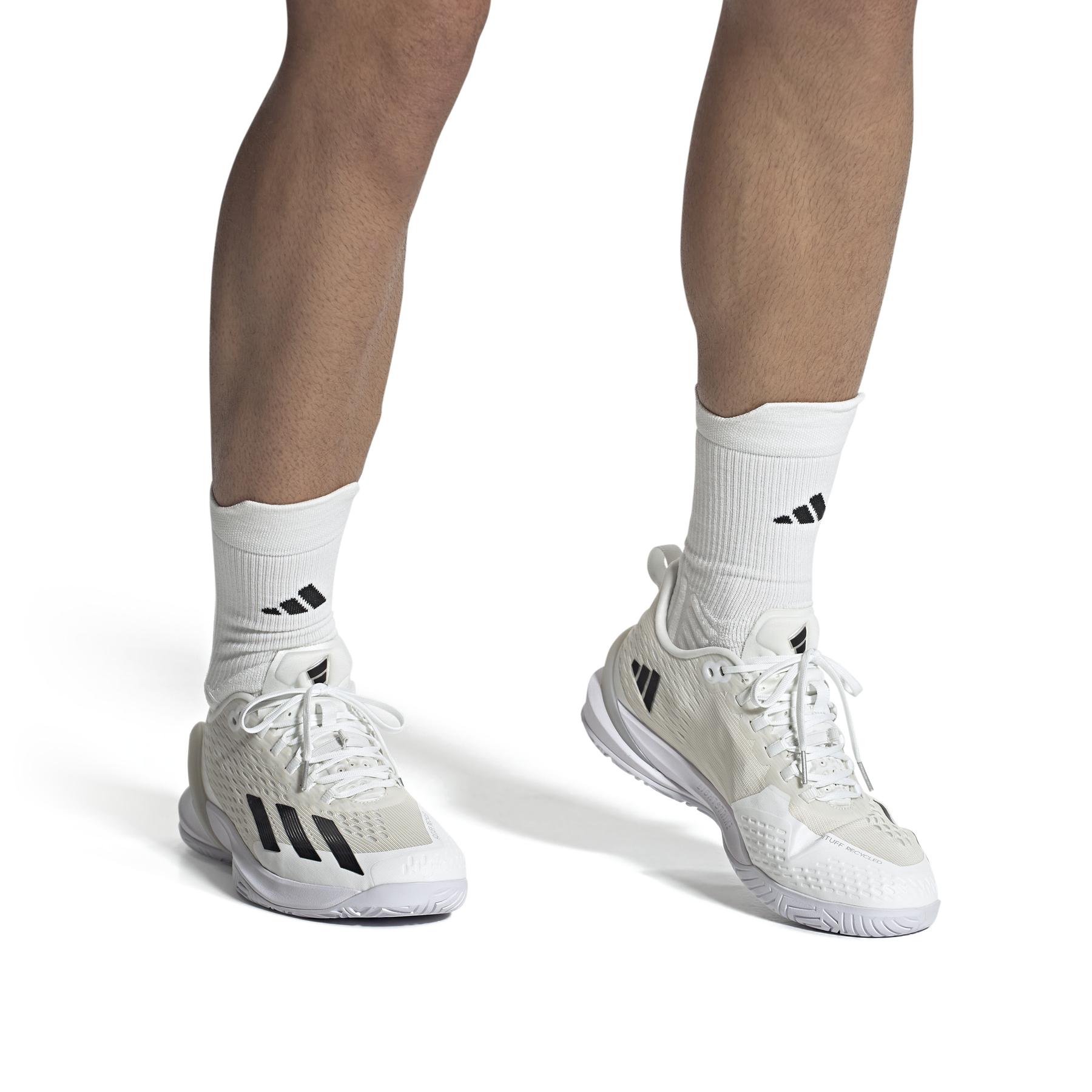 product/a/d/adidas_ig9514_11_footwear_on_model_front_view_white-nw040824x.jpg