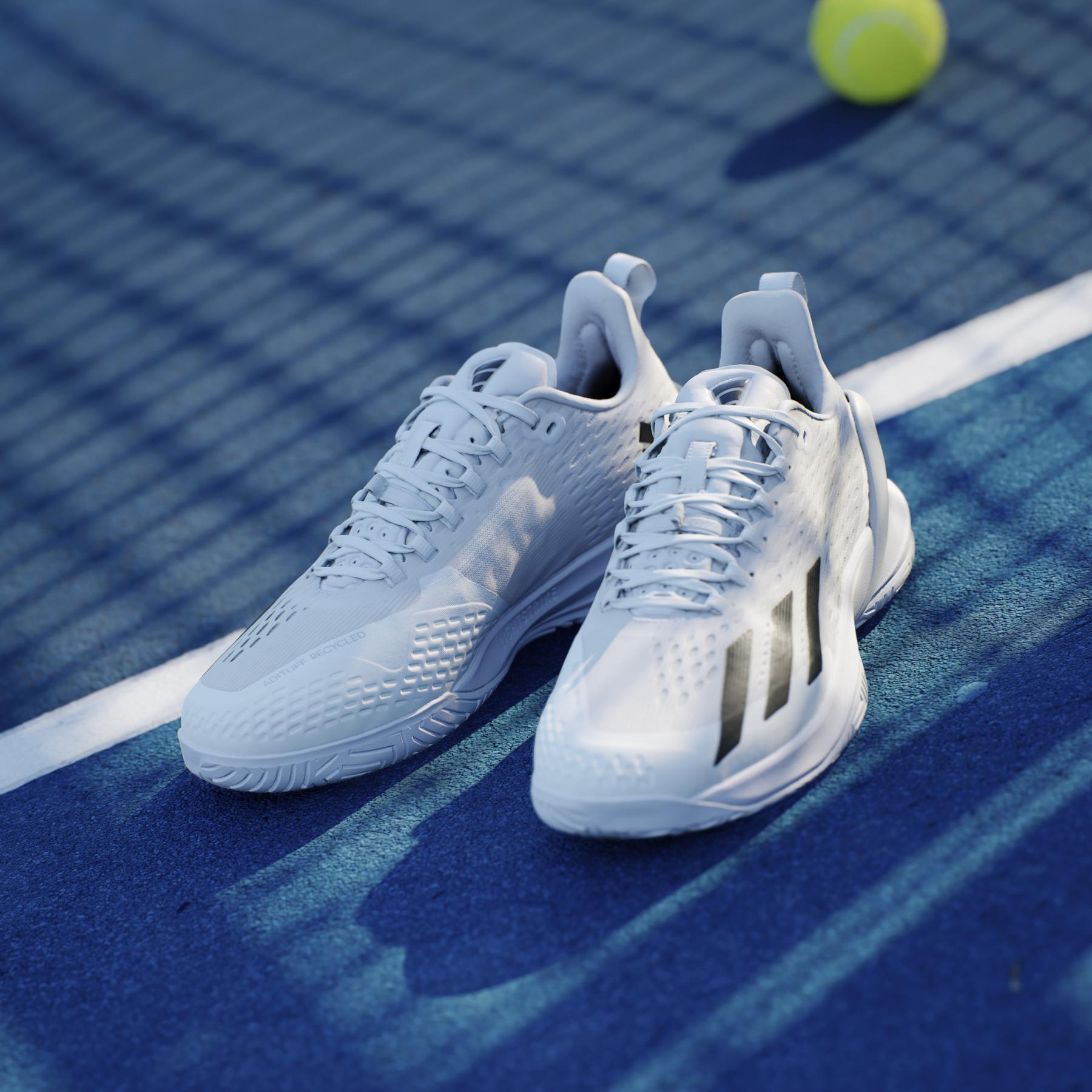 product/a/d/adidas_ig9514_20_footwear_photography_heromrktng_view_5-nw040824x.jpg