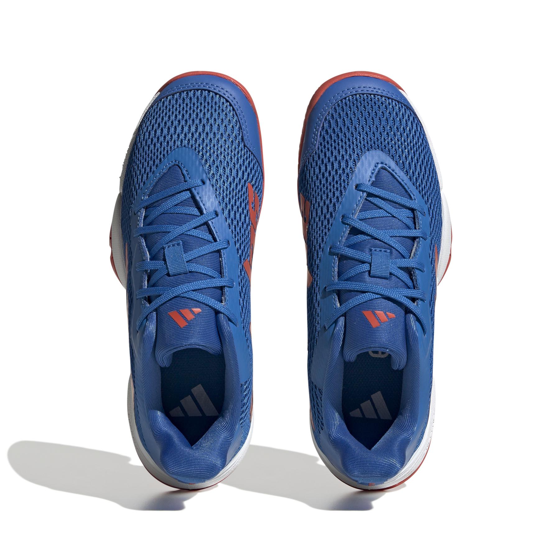 product/a/d/adidas_ig9529_3_footwear_photography_top_portrait_view_white-nw040824x.jpg