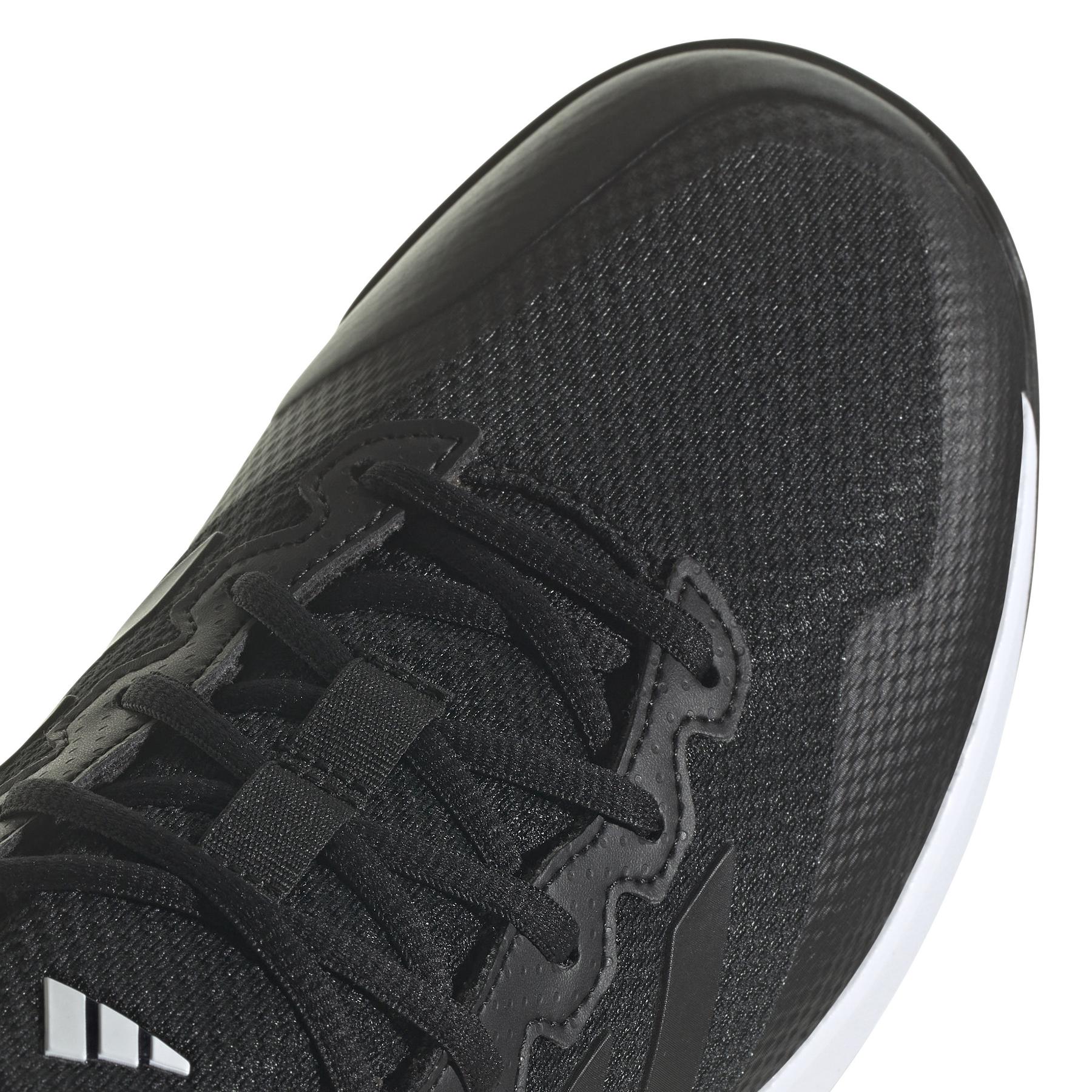 product/a/d/adidas_ig9567_8_footwear_photography_detail_view_1_white-nw040824x.jpg