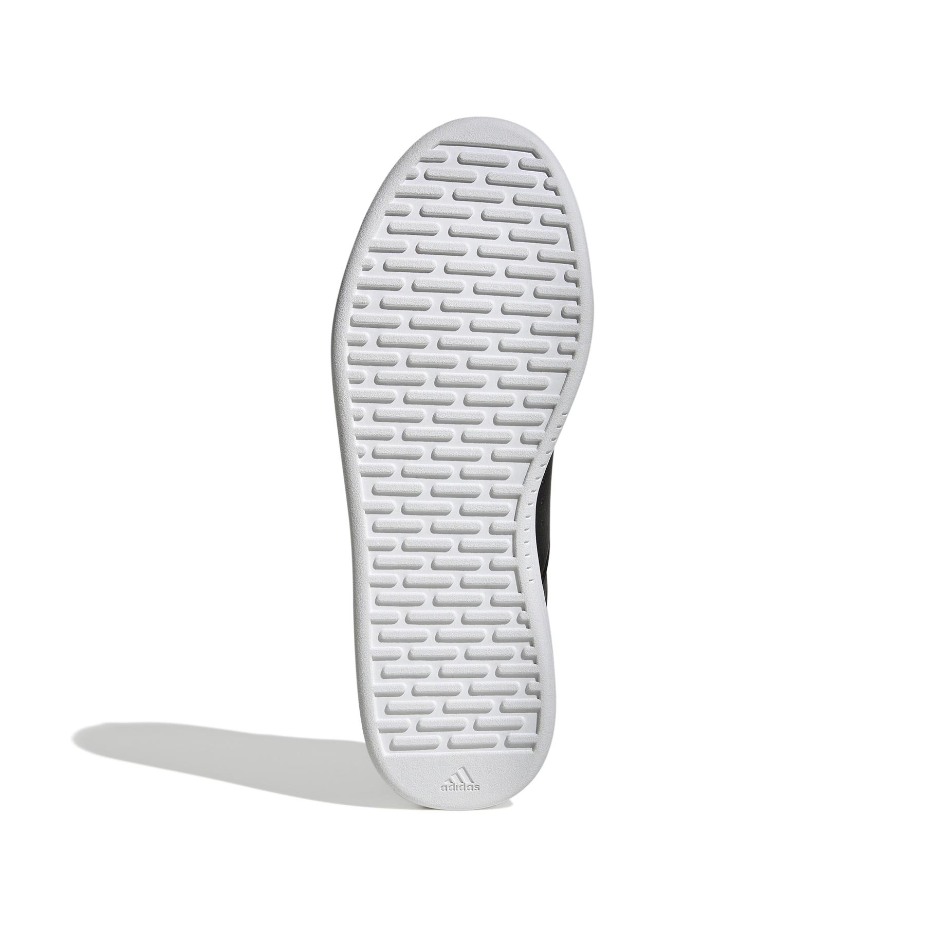 product/a/d/adidas_ig9846_4_footwear_photography_bottom_view_white.jpg