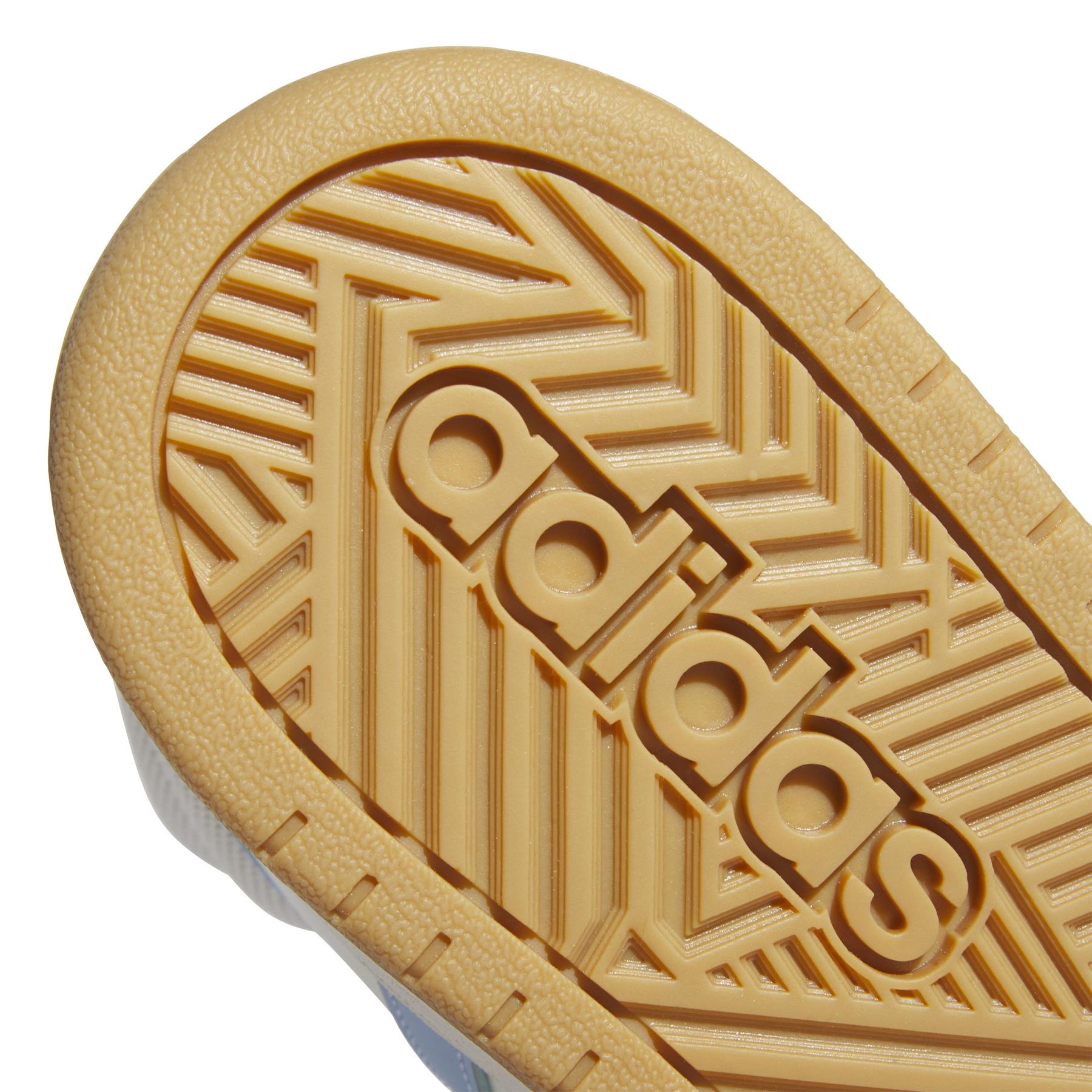 product/a/d/adidas_ih0179_8_footwear_photography_detail_view_1_white.jpg