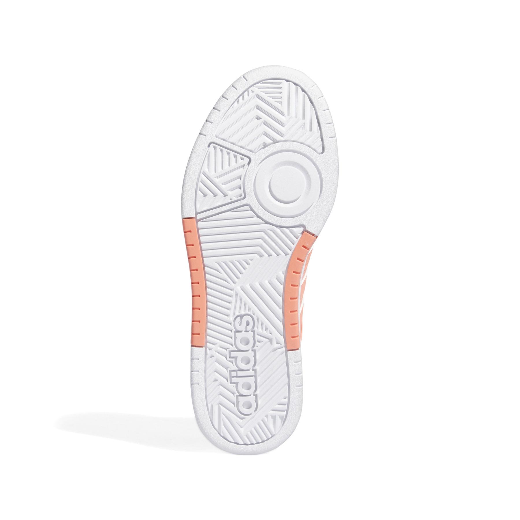 a/d/adidas_ih0184_4_footwear_photography_bottom_view_white.jpg