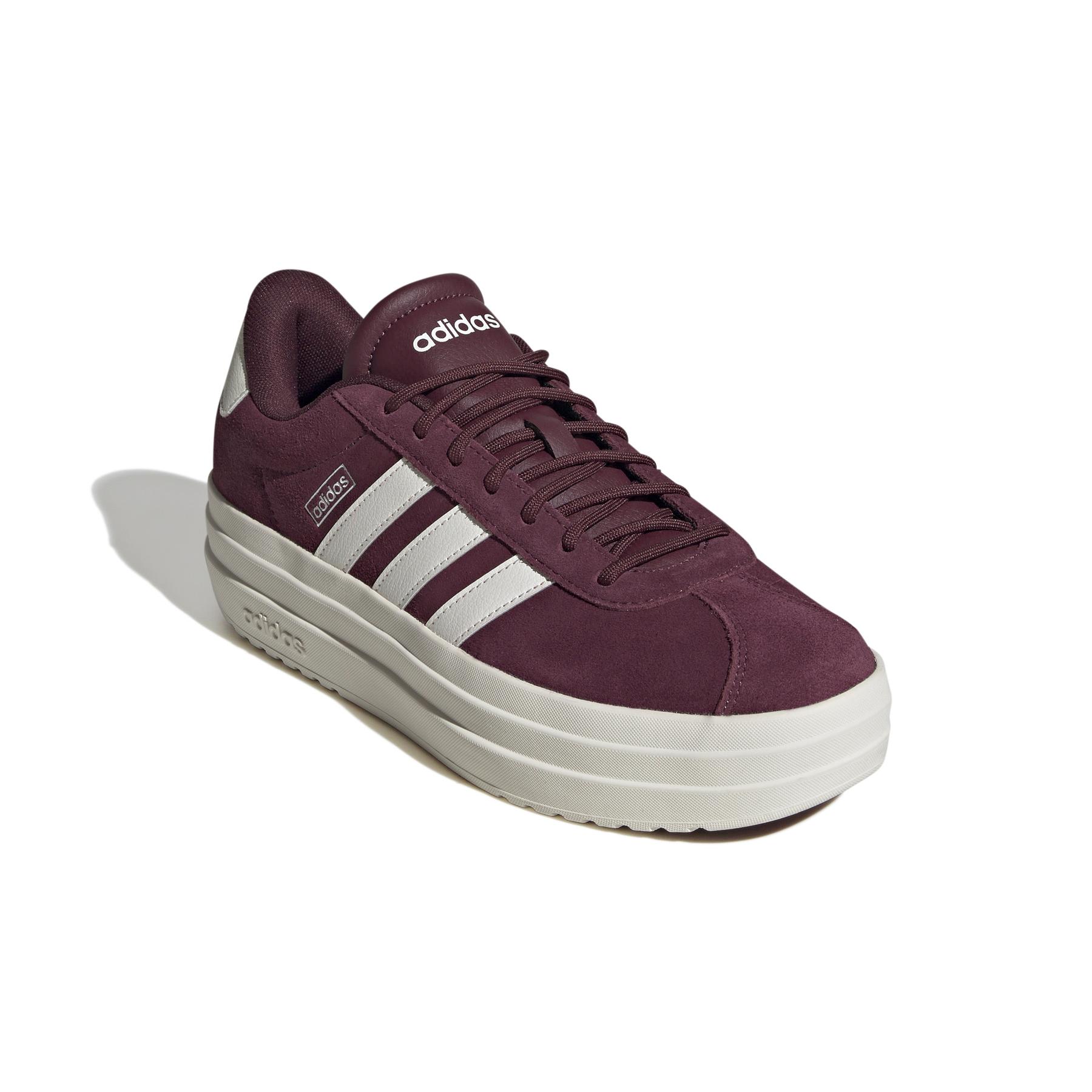a/d/adidas_ih0366_6_footwear_photography_front_lateral_top_view_white.jpg