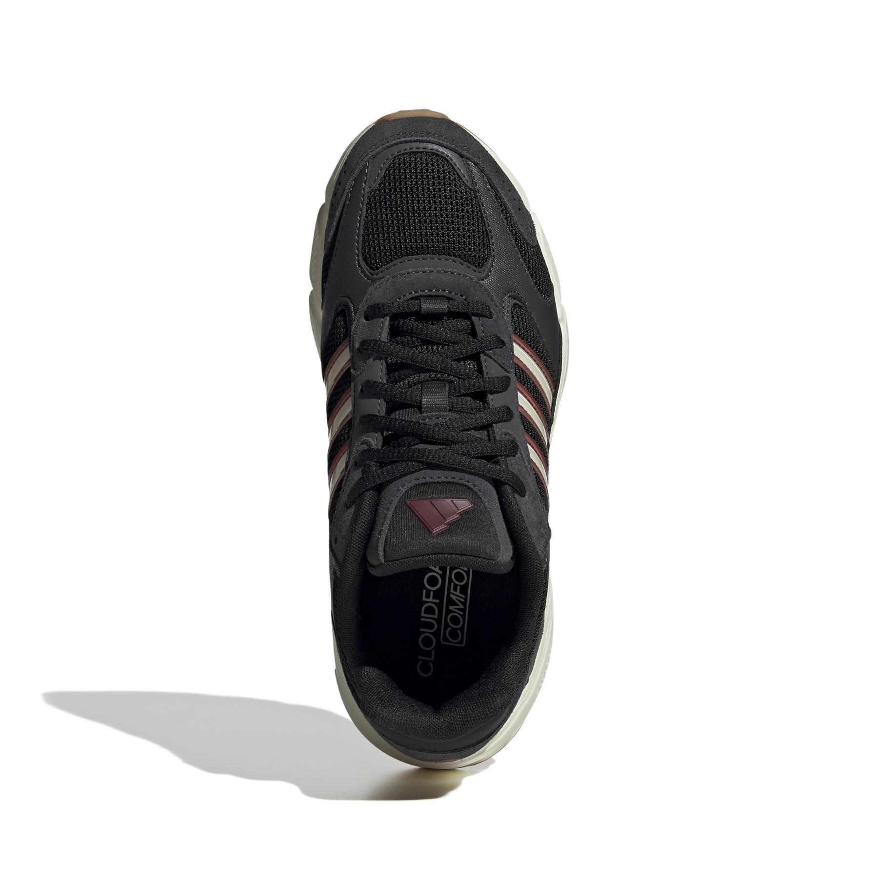 a/d/adidas_ih0455_3_footwear_photography_top_portrait_view_white.jpg