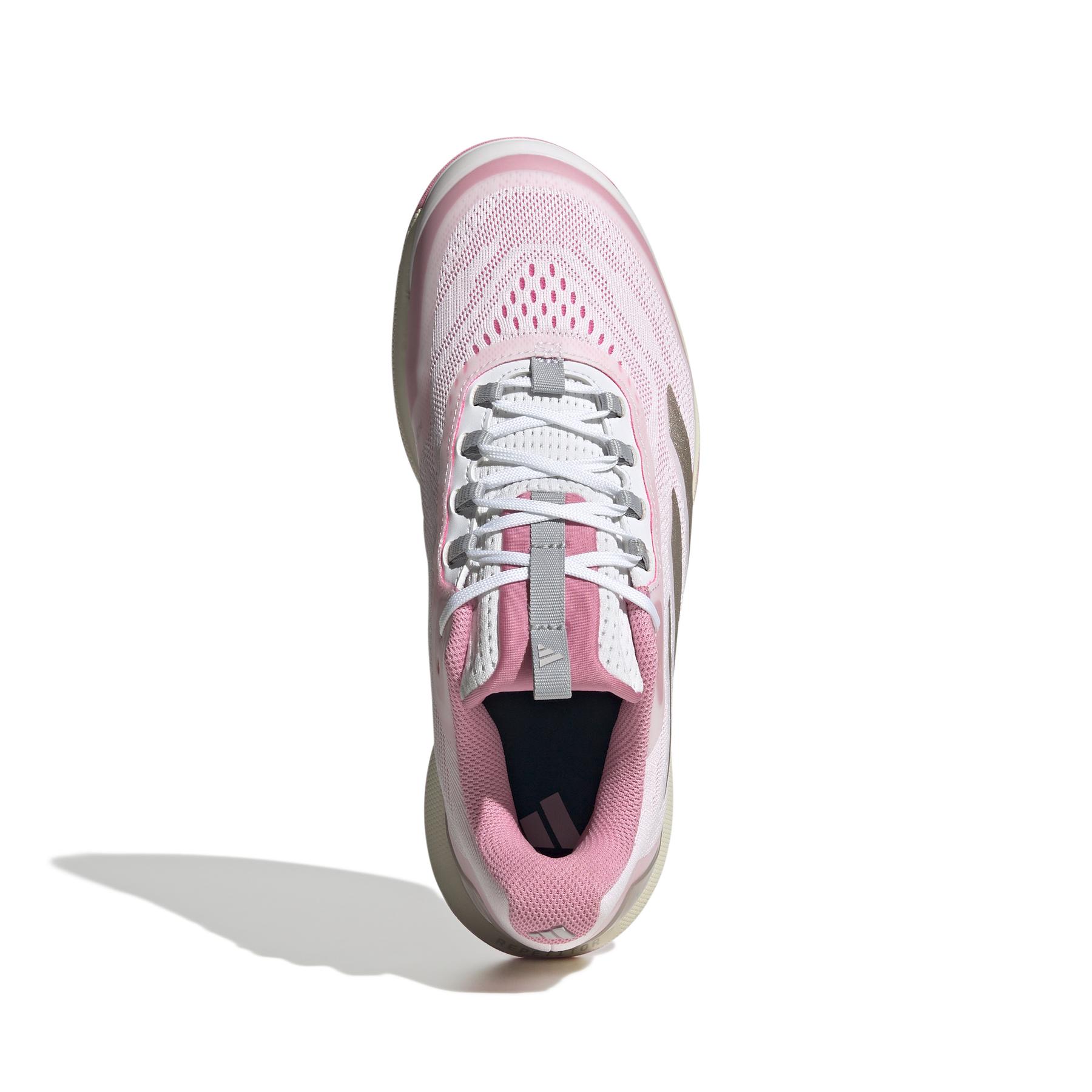 a/d/adidas_ih0510_3_footwear_photography_top_portrait_view_white.jpg