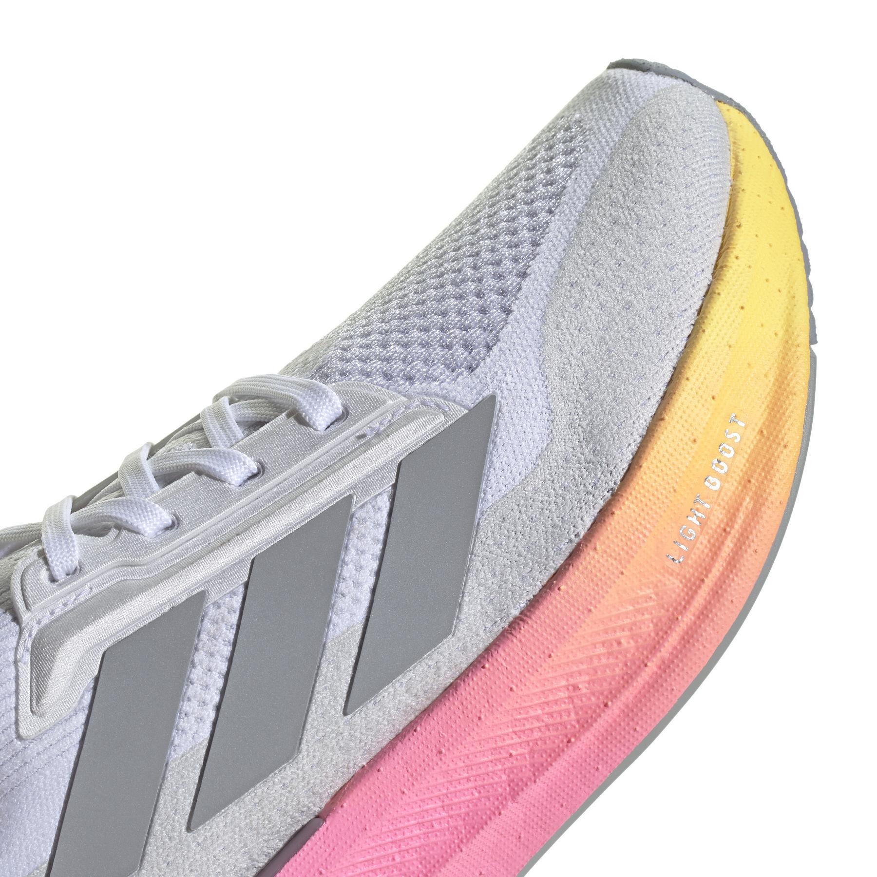 a/d/adidas_ih0636_9_footwear_photography_detail_view_2_white.jpg