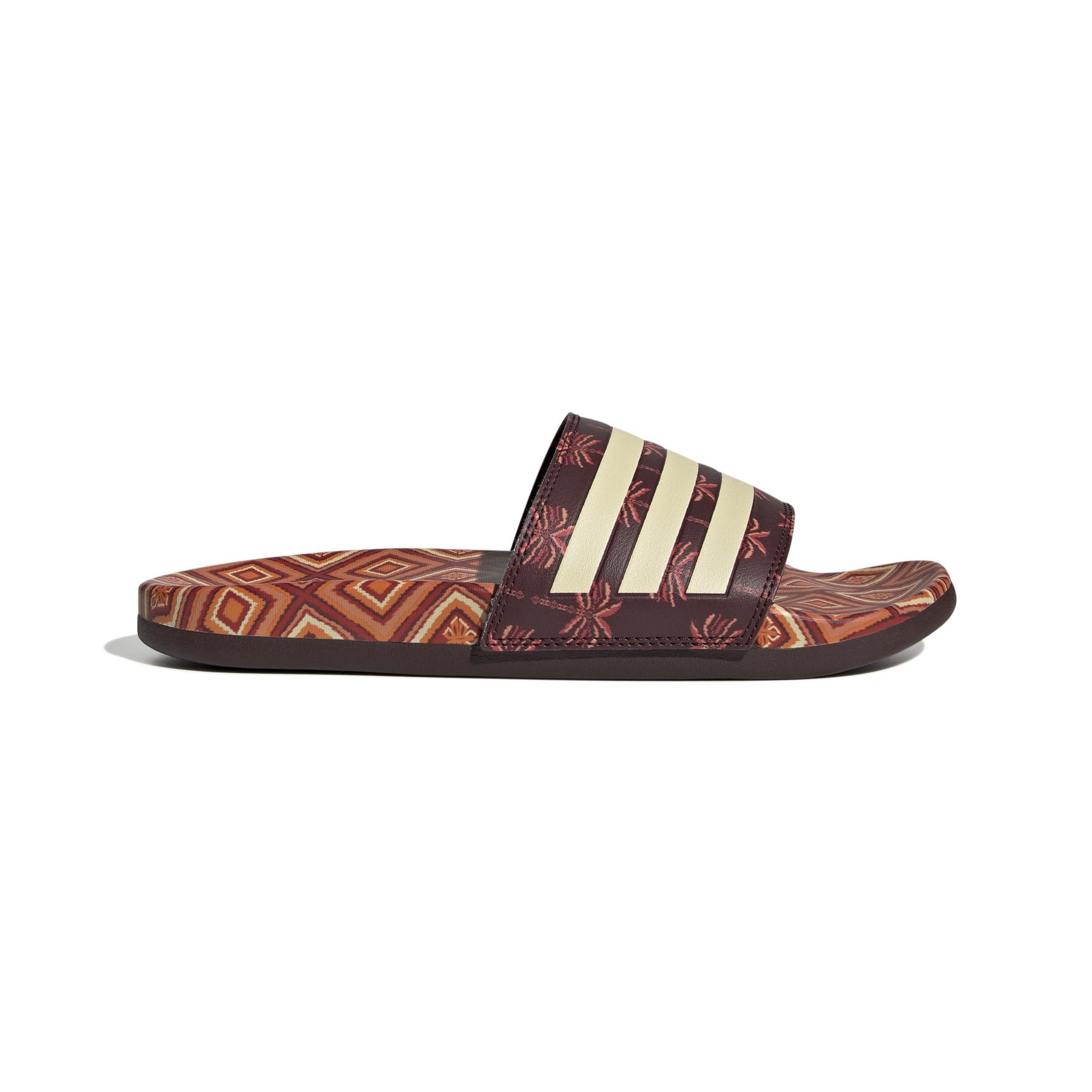 product/a/d/adidas_ih2136_1_footwear_photography_side_lateral_center_view_white.jpg